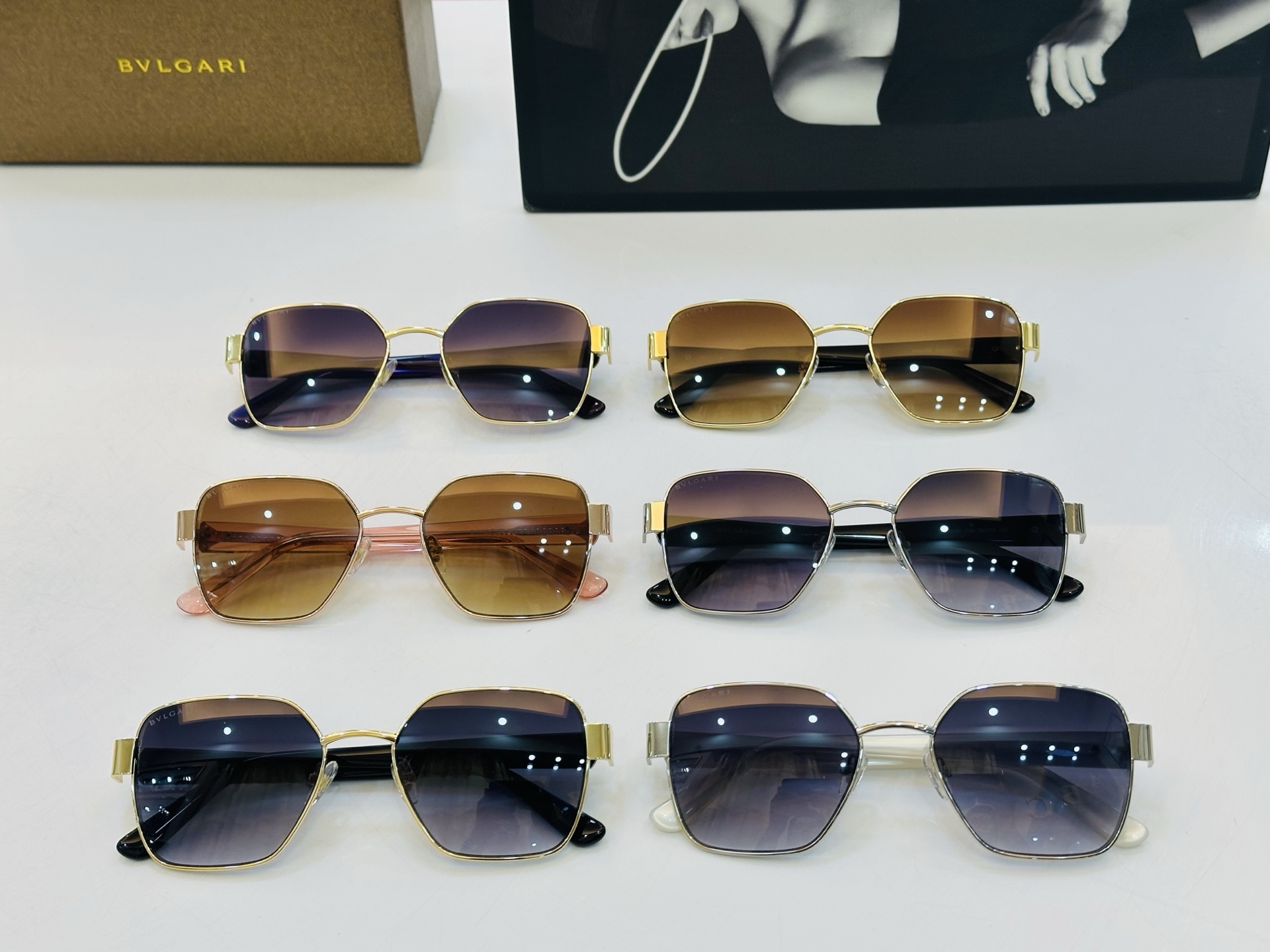 🆕款 官网同售 宝格家 BV50069 👍 Size ：54口19-140 绝对要买😎品质非常完美 L出