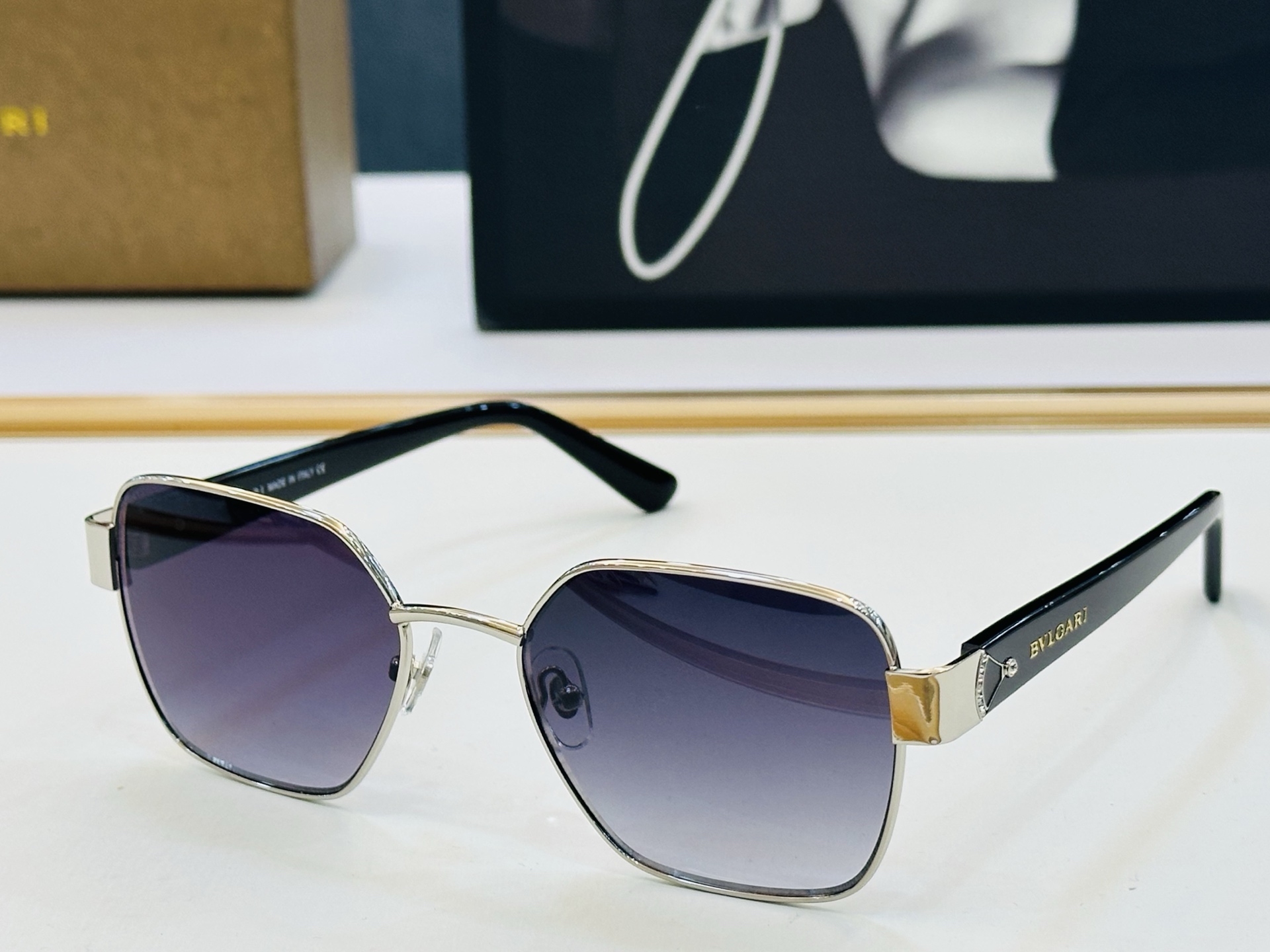 🆕款 官网同售 宝格家 BV50069 👍 Size ：54口19-140 绝对要买😎品质非常完美 L出