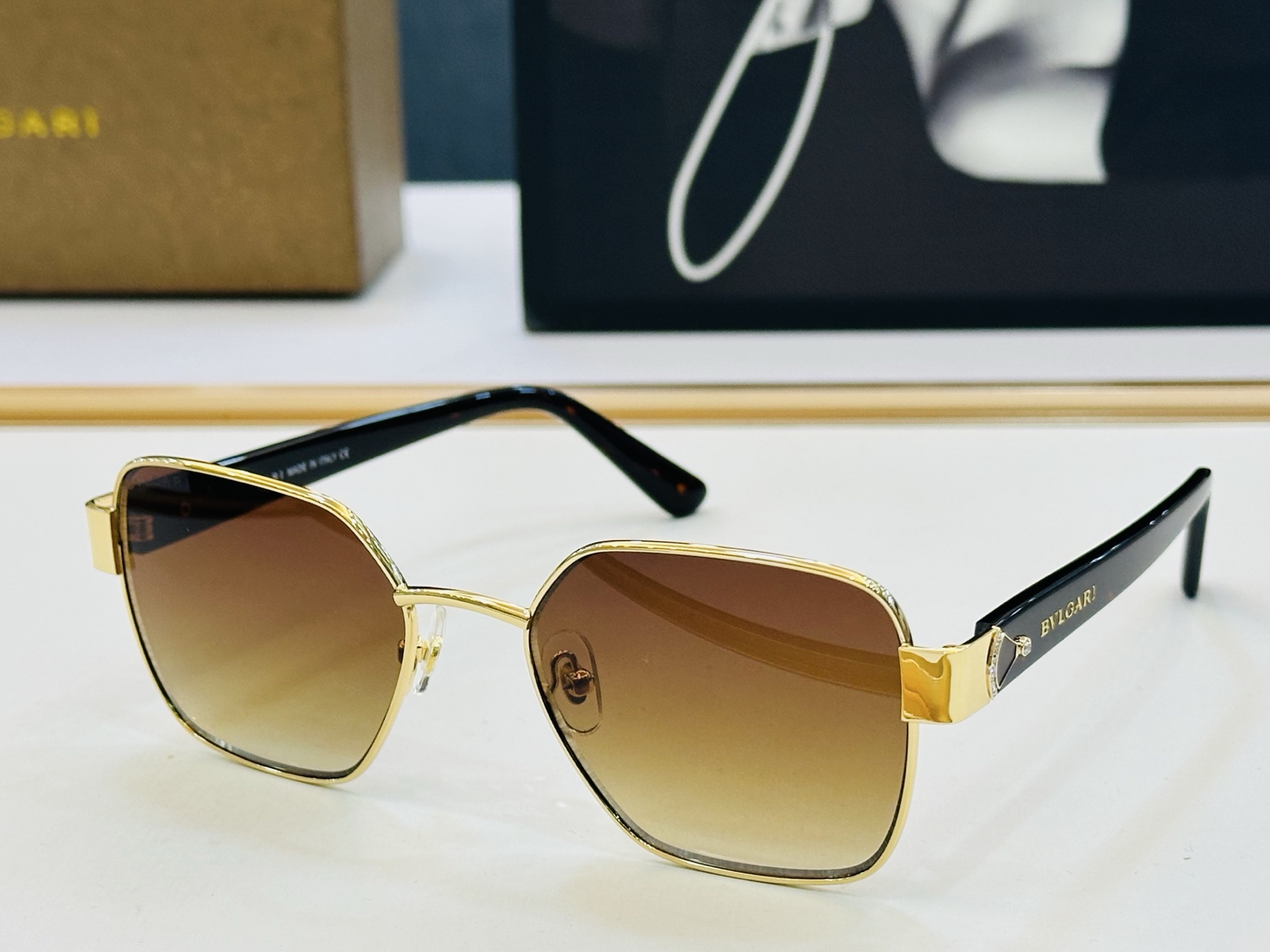 🆕款 官网同售 宝格家 BV50069 👍 Size ：54口19-140 绝对要买😎品质非常完美 L出