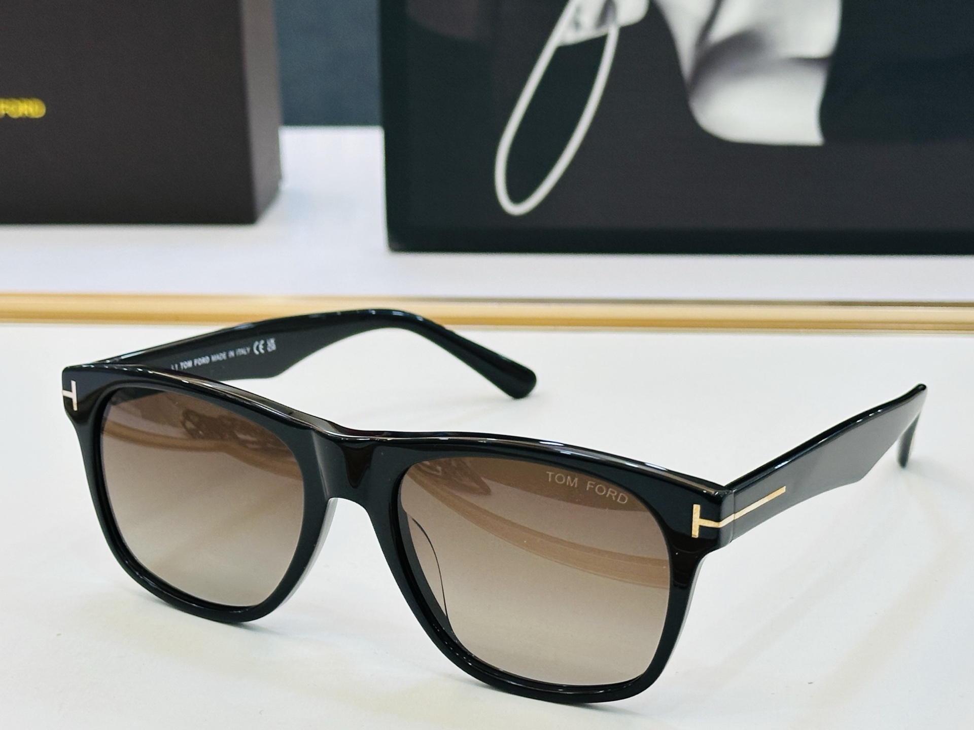 🎉TOM FOR*🎉汤姆家 Model: FT1284 Size：55口18-145 时尚框 板材太阳镜