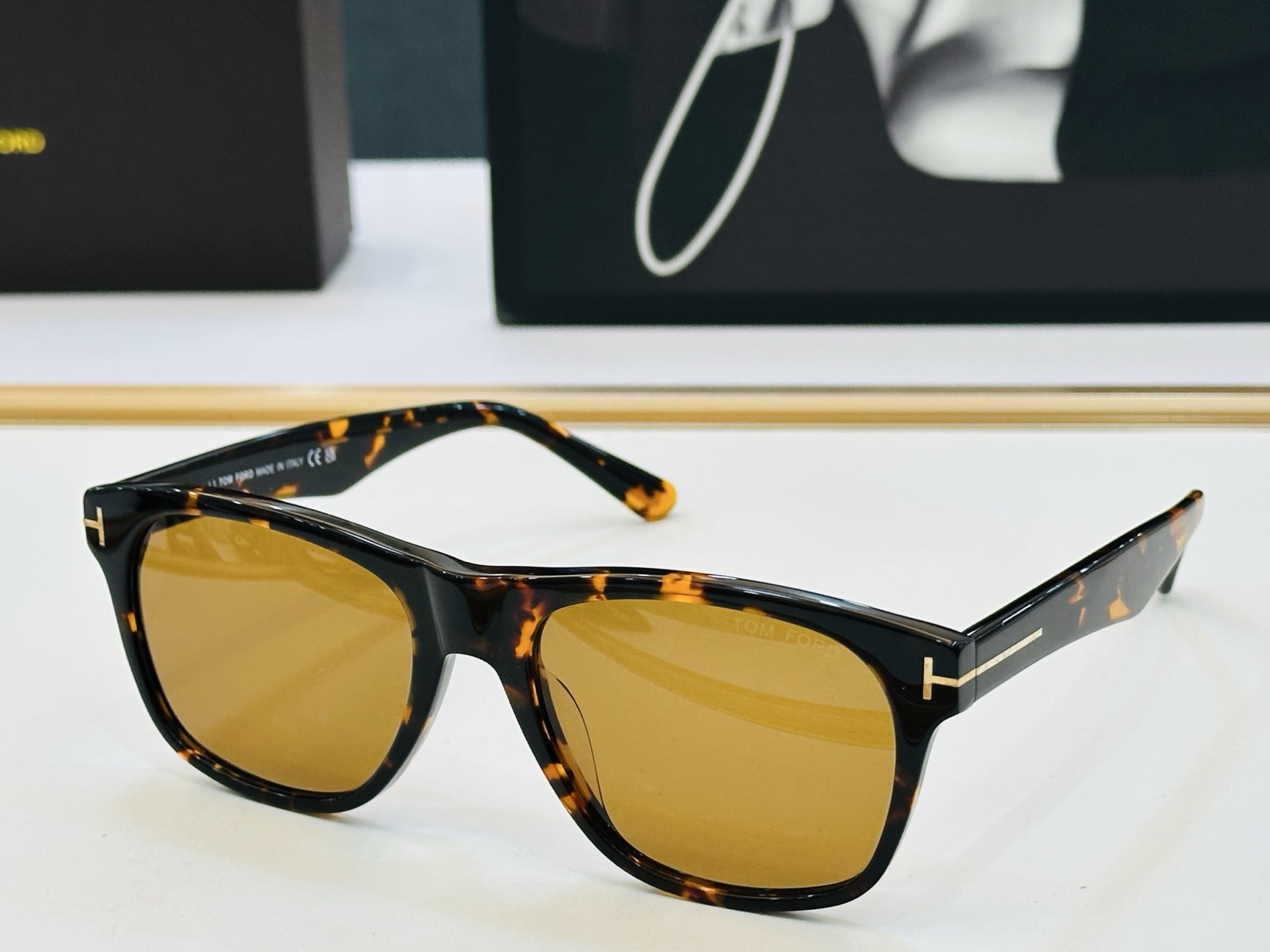 🎉TOM FOR*🎉汤姆家 Model: FT1284 Size：55口18-145 时尚框 板材太阳镜