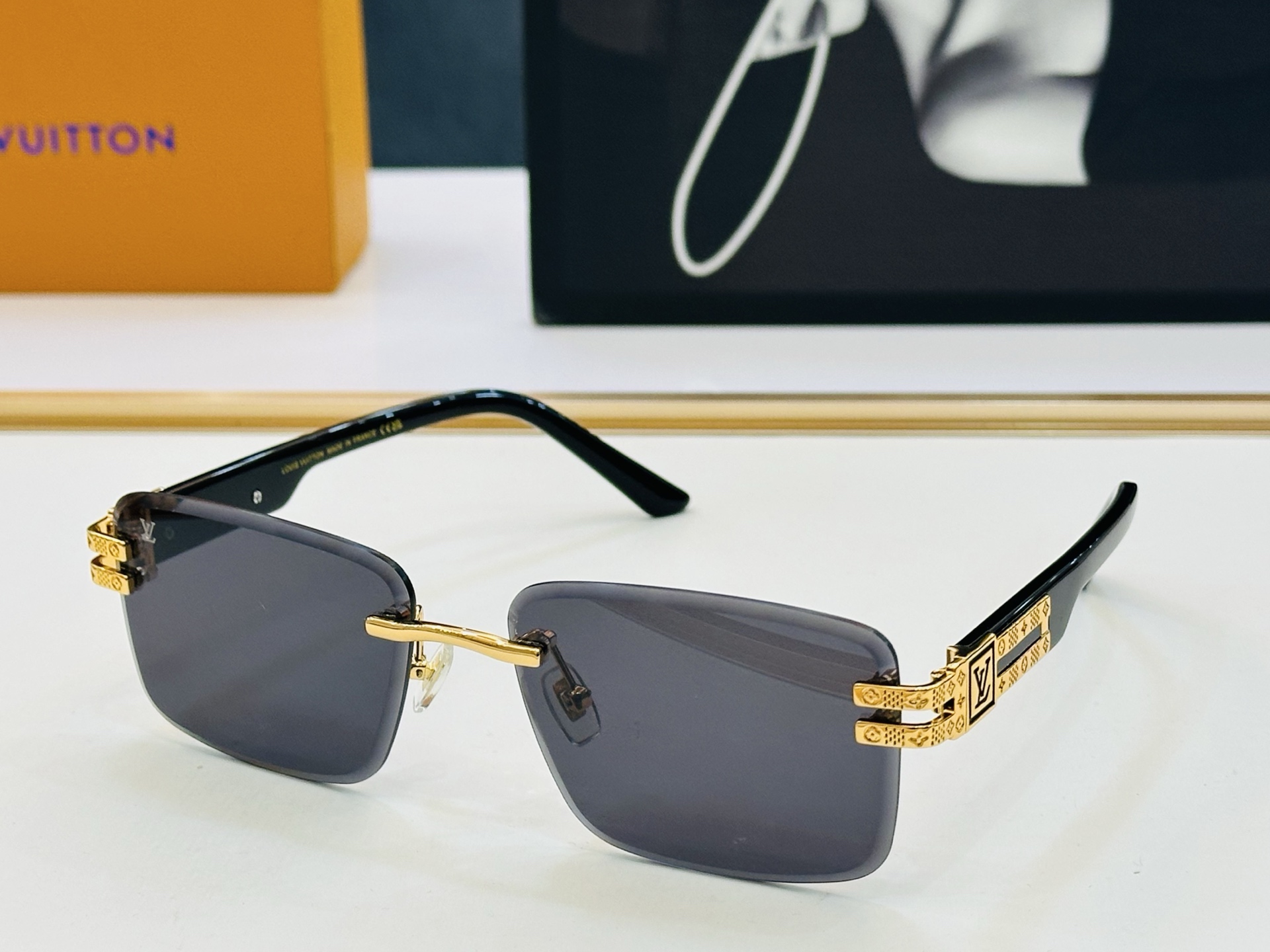 路易家 LOUIS *VUITON 原单高品质 Z21944E Size：60口17-145 皆属上品 