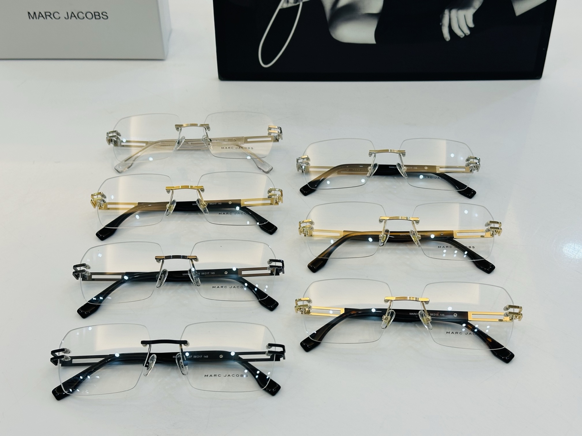 Marc jacobs 马杰家 MARC750 Size：58口17-145 采用今年流行的板材 L完美