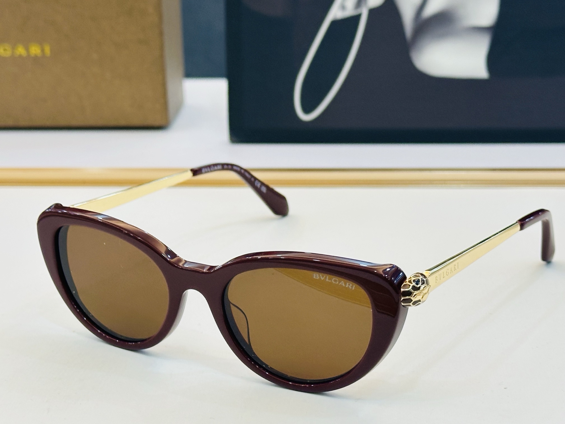 🆕款 官网同售 宝格家 BV40067 👍 Size ：50口19-140 绝对要买😎品质非常完美 C出