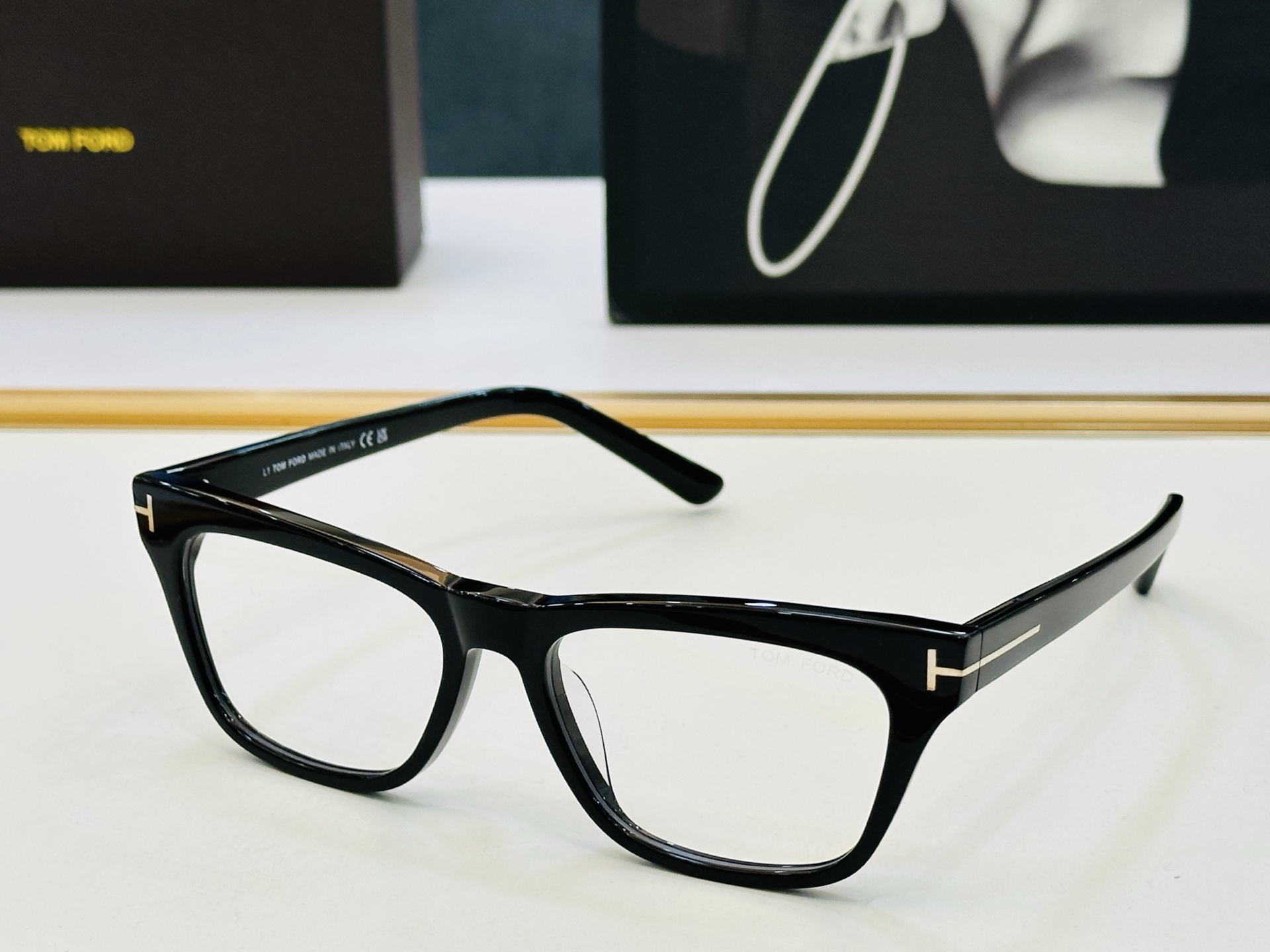 🔺TOM FOR*🔻 汤姆家 官网新款 TF1362 Size：53口16-145 经典时尚 🔝🔝C采用