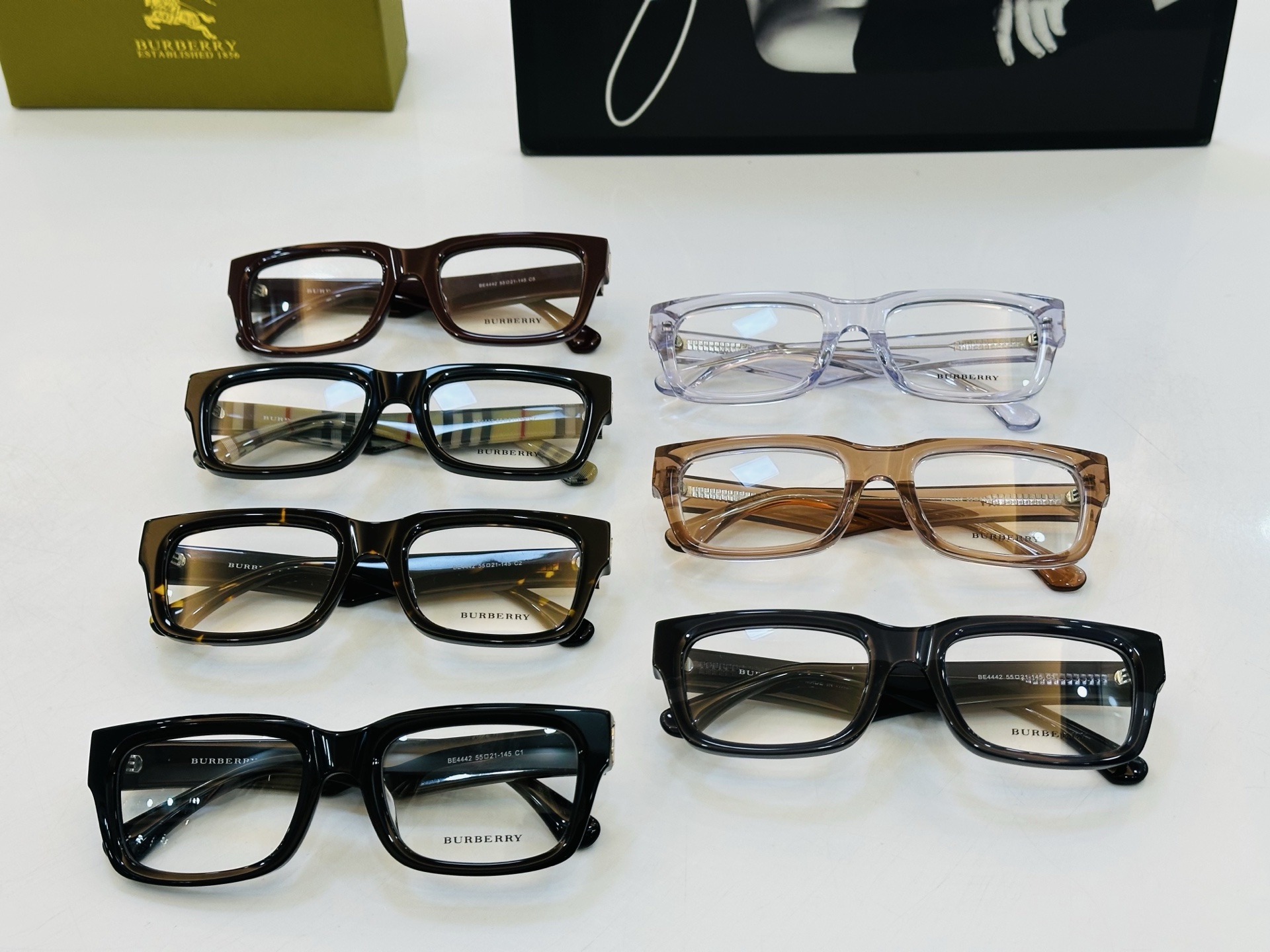 新款 BURBERR*🔻巴家 BE4442 百搭镜架Size：55口21-145 🌲🌲🌲板材框 H多色可