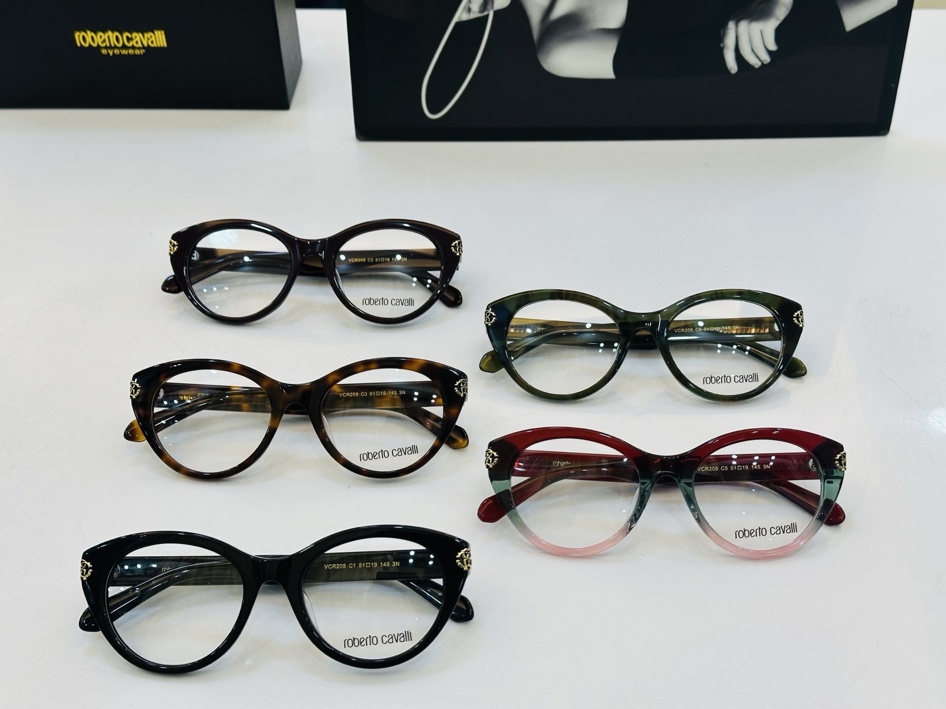 罗伯特家 VRC208 Size：51口19-145 呲牙][呲牙]进口材料 logo 全新的感觉 给你