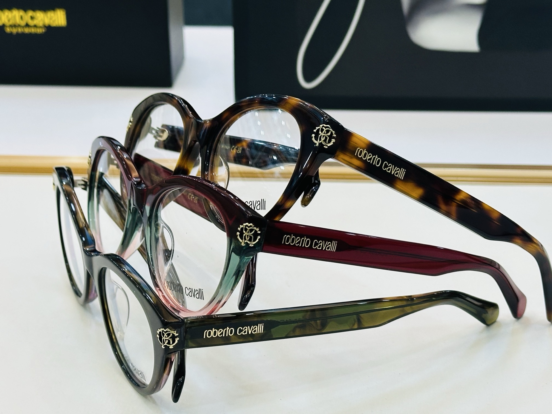 罗伯特家 VRC208 Size：51口19-145 呲牙][呲牙]进口材料 logo 全新的感觉 给你