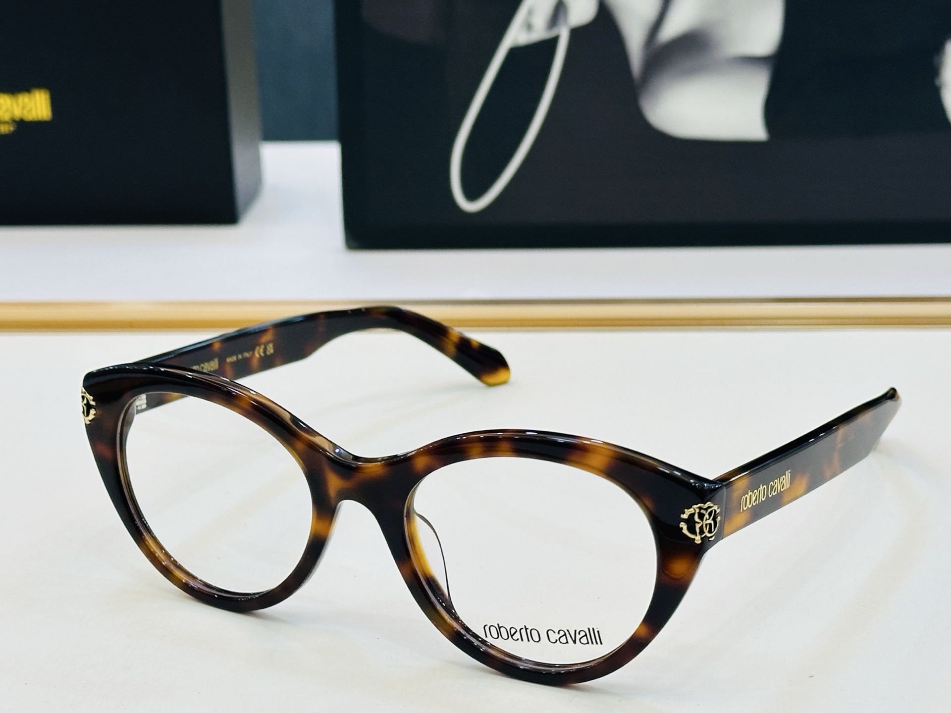 罗伯特家 VRC208 Size：51口19-145 呲牙][呲牙]进口材料 logo 全新的感觉 给你