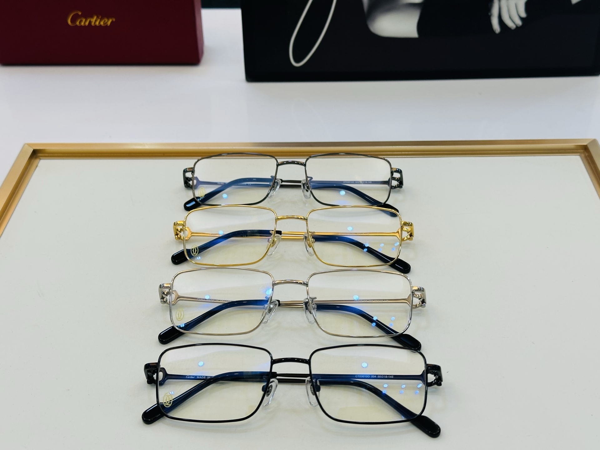 Cartier-卡家 ✨CT03010 Size：55口18-145 不挑脸型 简约大气 时尚休闲 👌👃