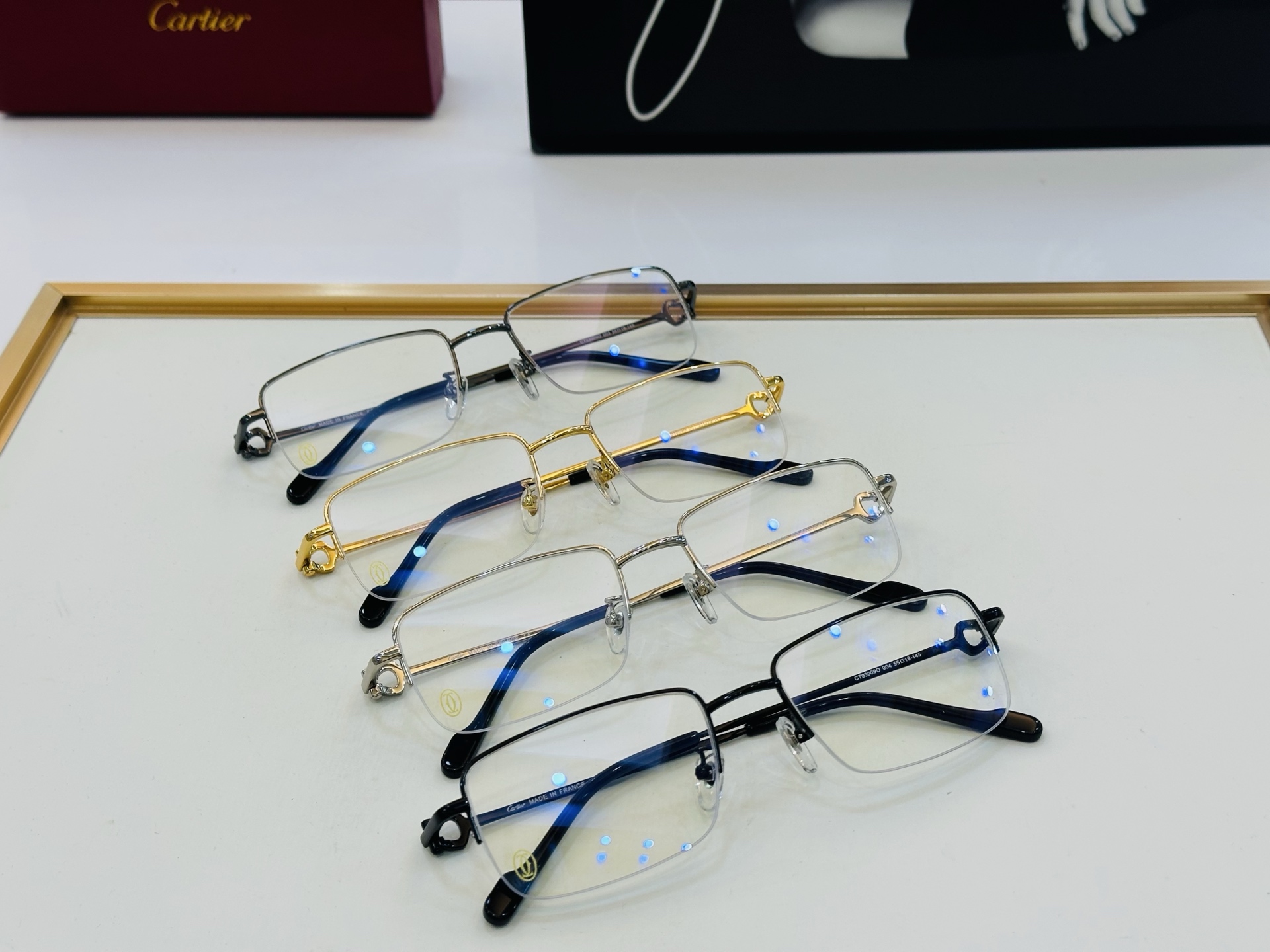 Cartier-卡家 ✨CT03009 Size：55口19-145 不挑脸型 简约大气 时尚休闲 👌👃