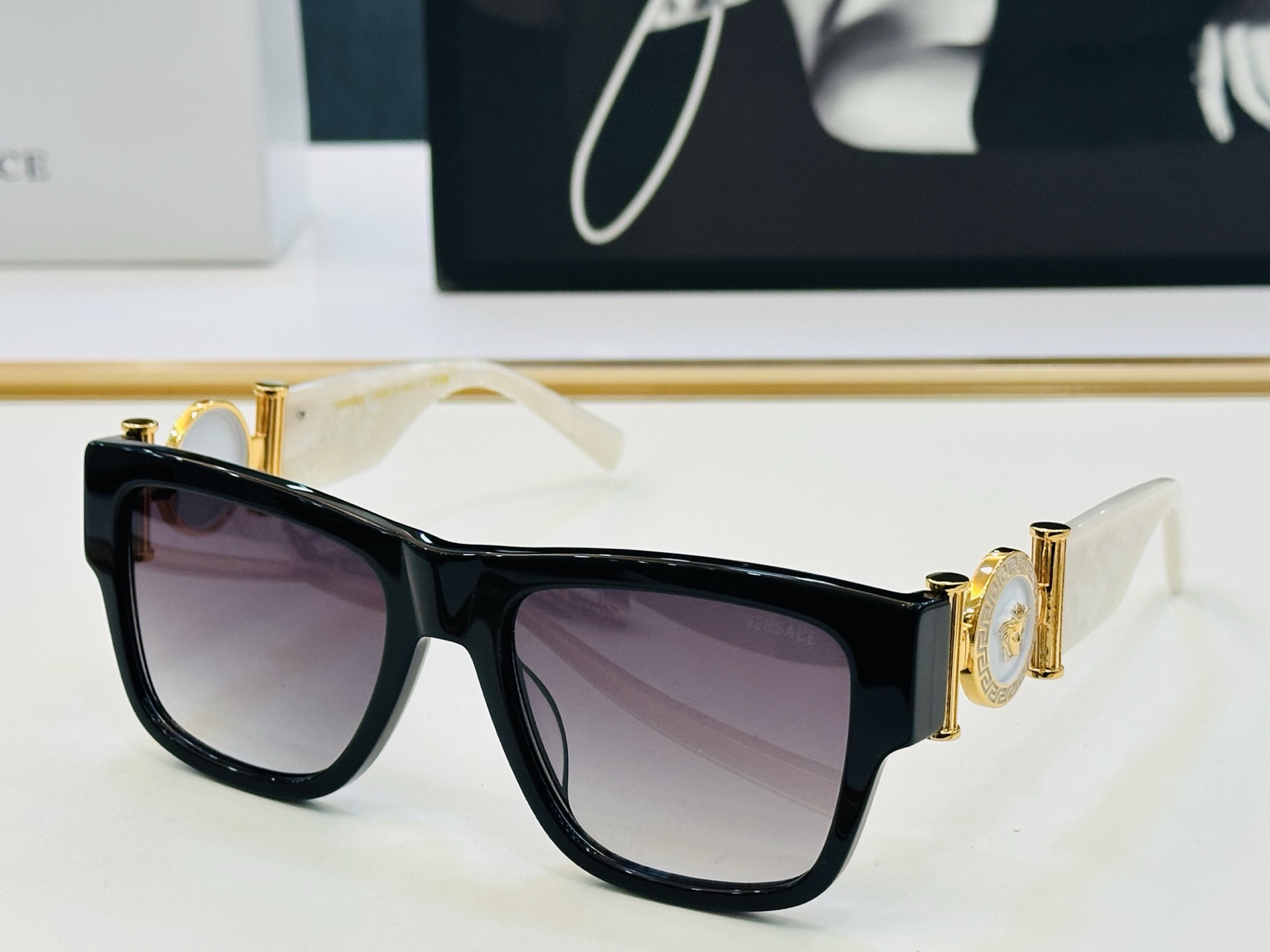 ❤️❤️范思家 VERSACE✨✨✨MODEL：VE6819 Size：56-20-138 ✨Y有范