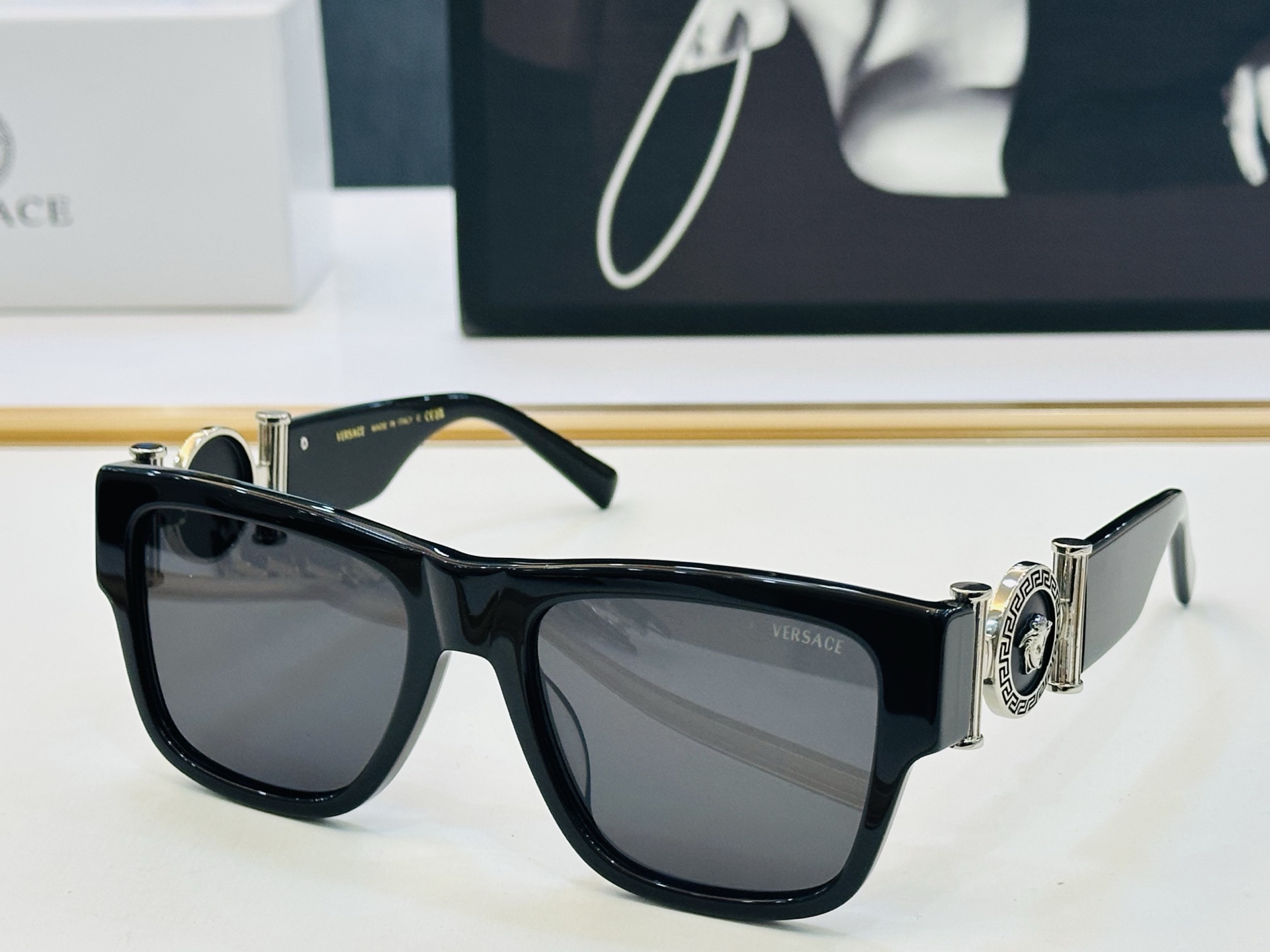 ❤️❤️范思家 VERSACE✨✨✨MODEL：VE6819 Size：56-20-138 ✨Y有范