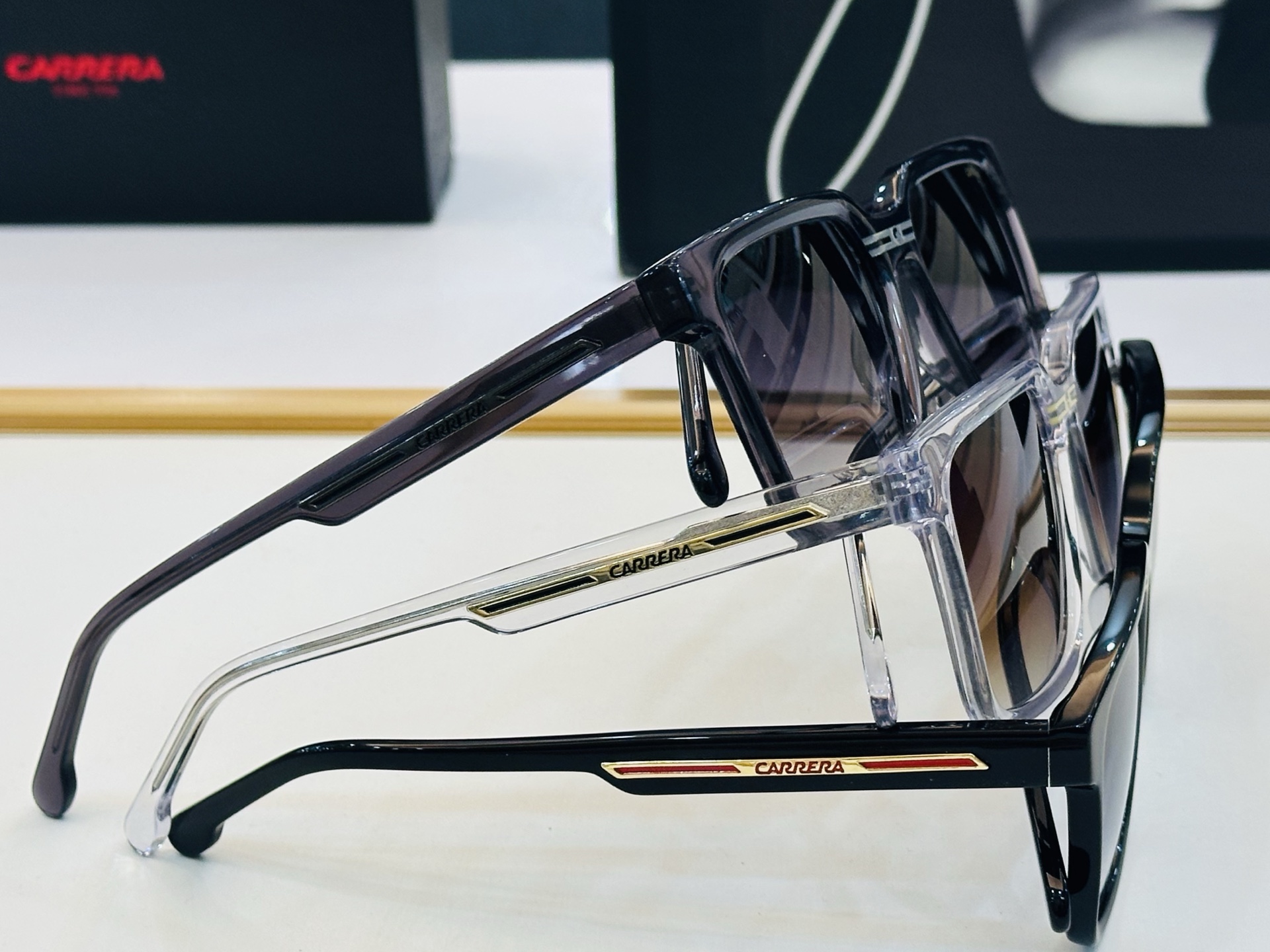 卡雷拉 CARRER* MODEL: 02/S Size：54口19-145 🐲🐲超轻材质 。L上脸超美