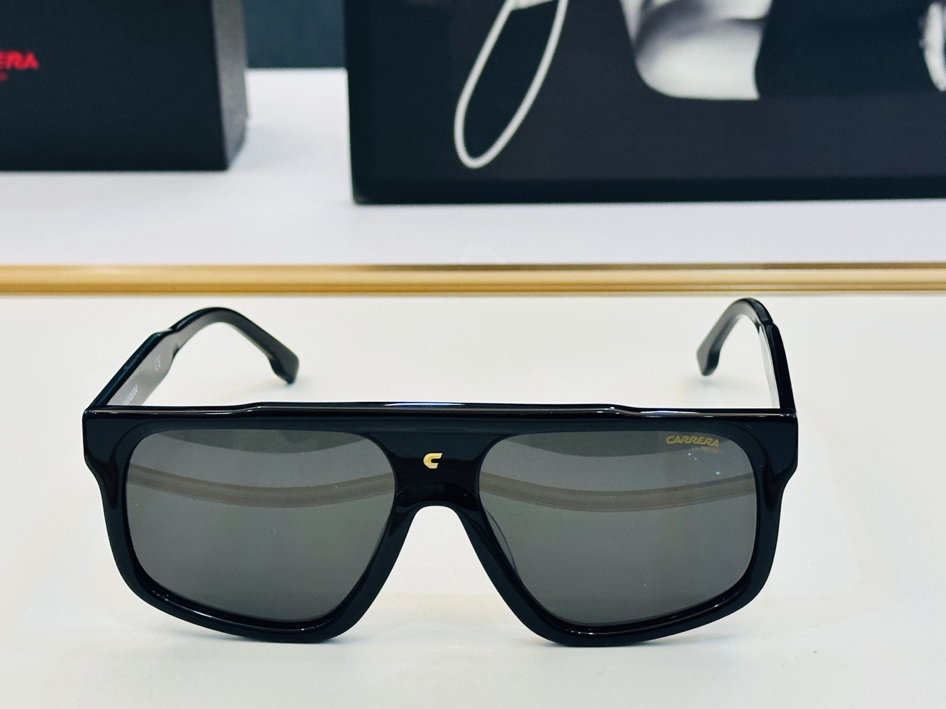 卡雷拉 CARRER* MODEL: 1061/S Size：59口16-145 🐲🐲超轻材质 。L上脸