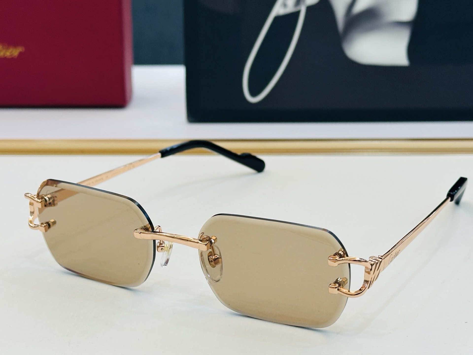 Cartie* 卡家 CT02027O 太阳镜 Size：57口19-142 工艺精湛气质十足！bm男女