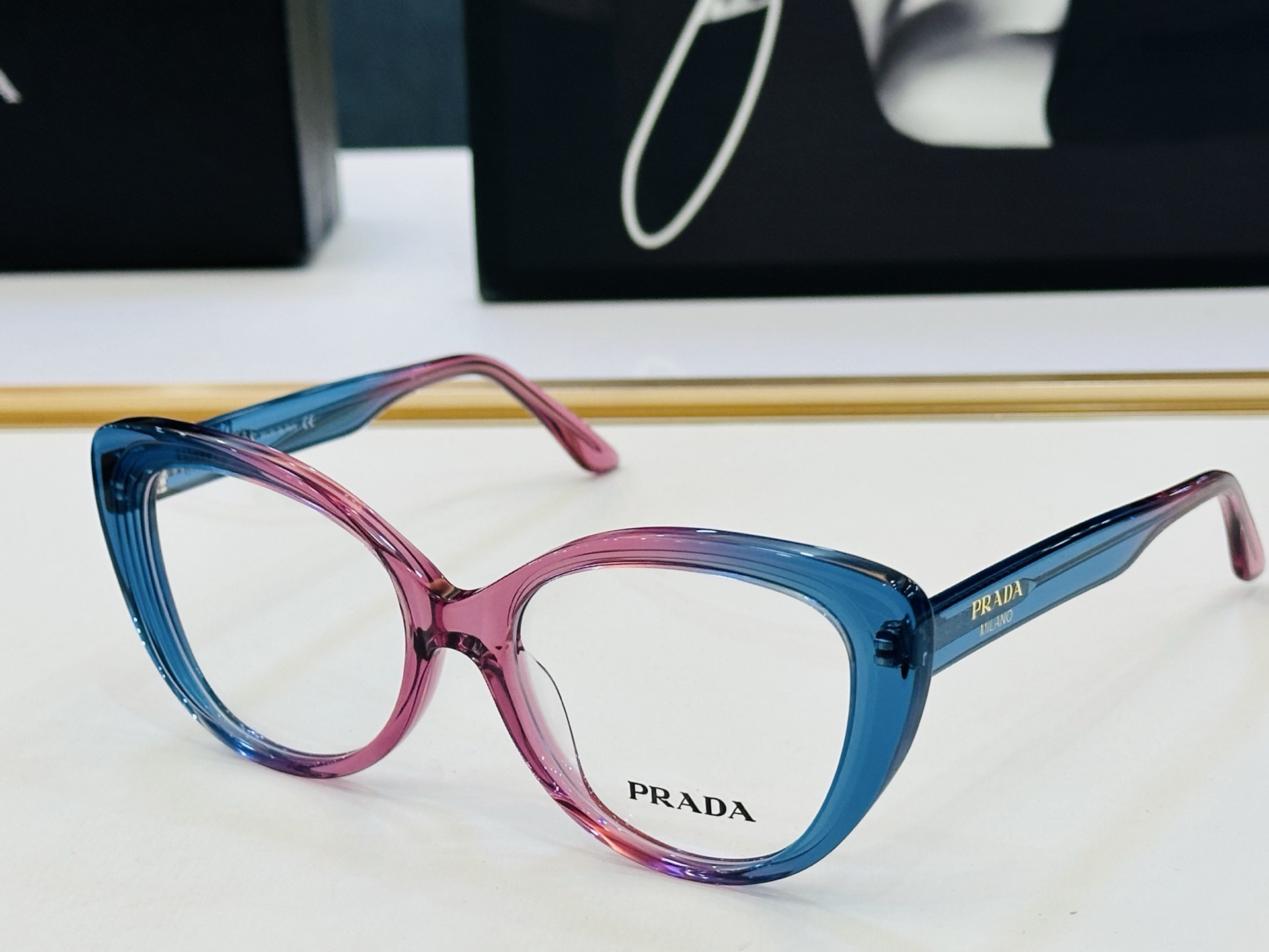 🔺PRAD*🔻普家 VPR A13V Size：53口19-145 眼镜系列堪称精湛制作 彰显独特个 Z