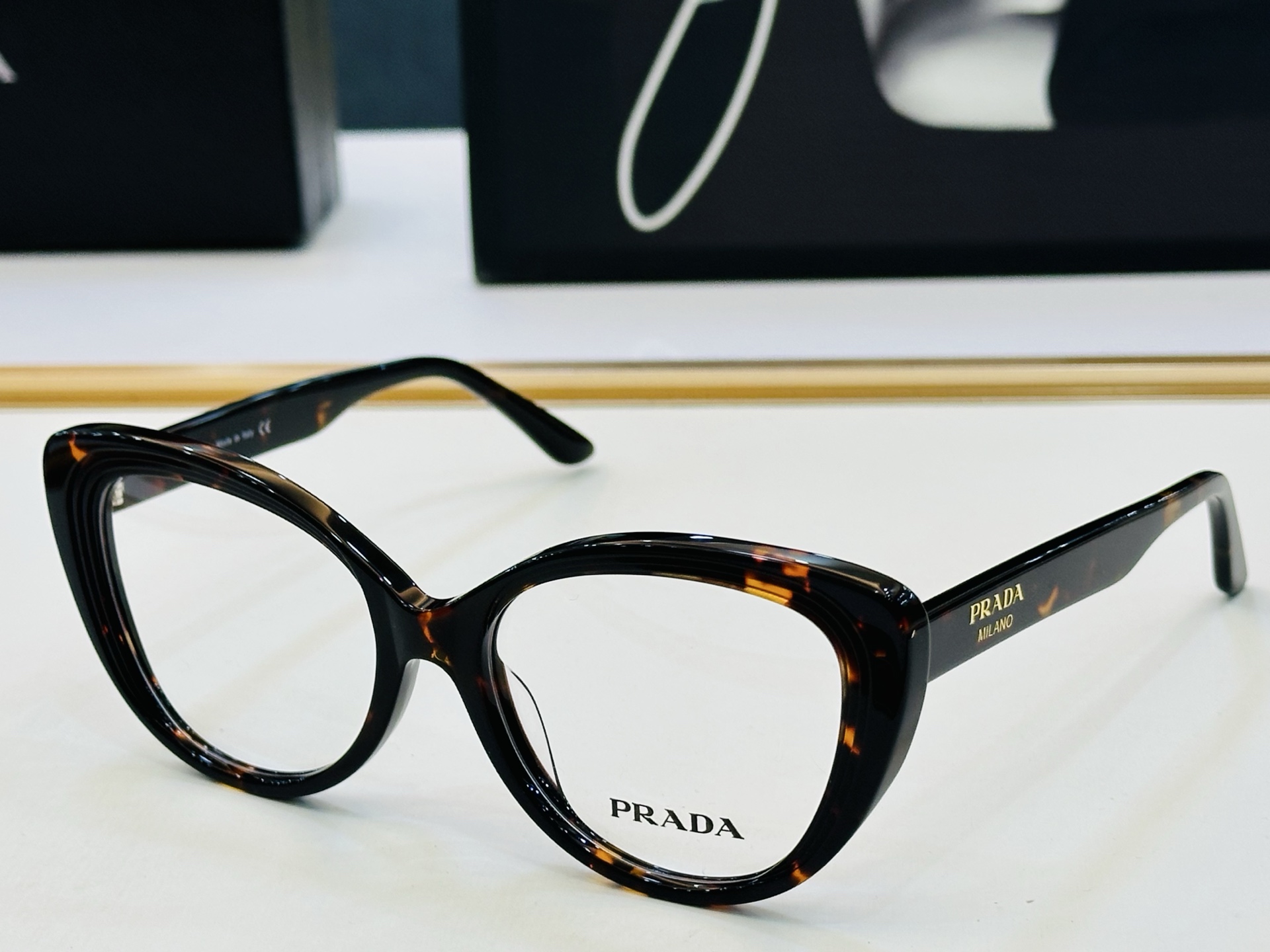 🔺PRAD*🔻普家 VPR A13V Size：53口19-145 眼镜系列堪称精湛制作 彰显独特个 Z