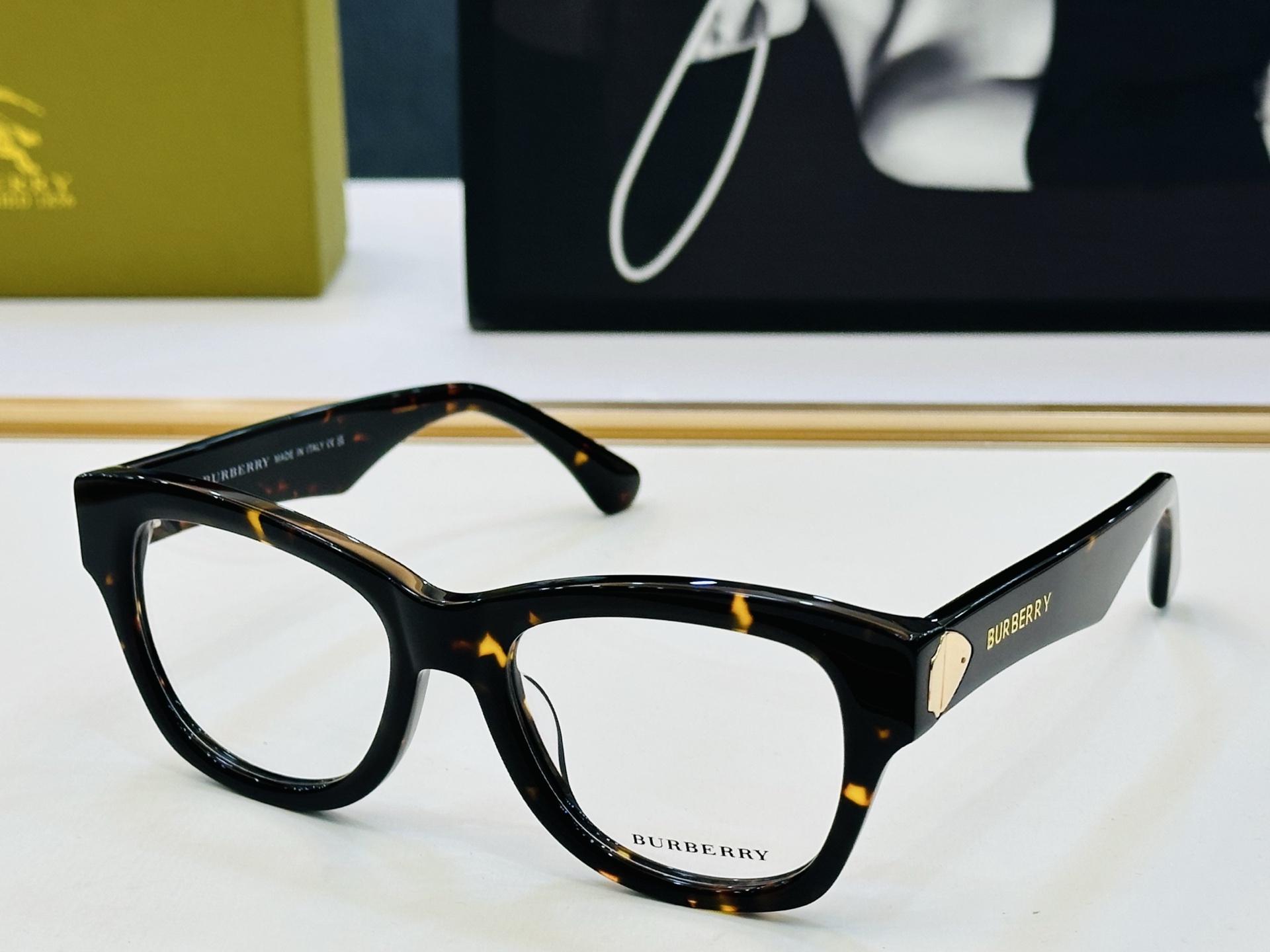 新款 BURBERR*🔻巴家 BE4443 百搭镜架Size：52口19-145 🌲🌲🌲板材框 H多色可