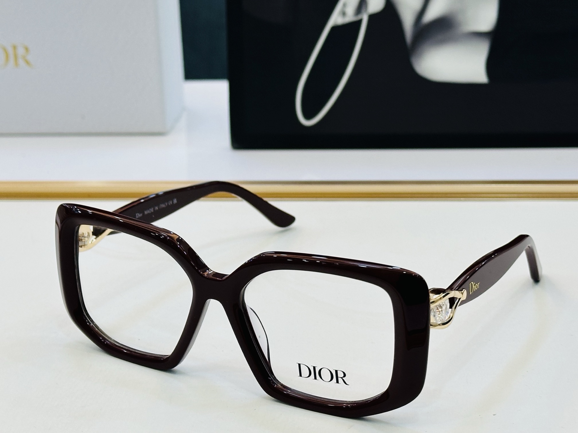 推荐 Dio* 迪家 CD5579 Size：54口17-145 时尚达人超爱💞 H时尚百搭 配光架