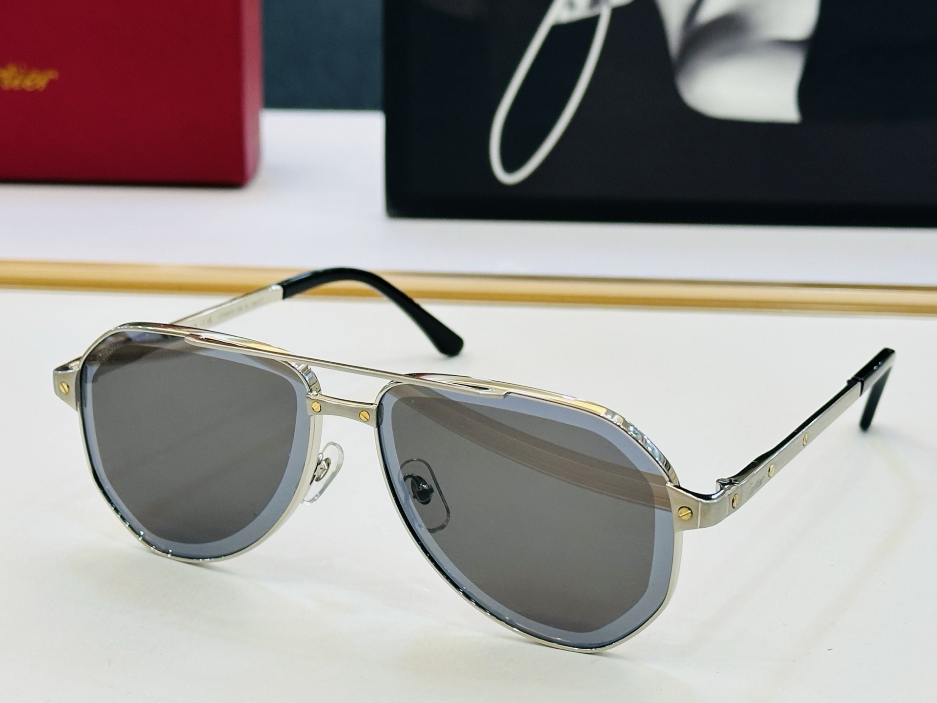 Cartie* 卡家 太阳镜 CT0461S Size：60口14-140 电镀工艺精湛气质十足！CC男