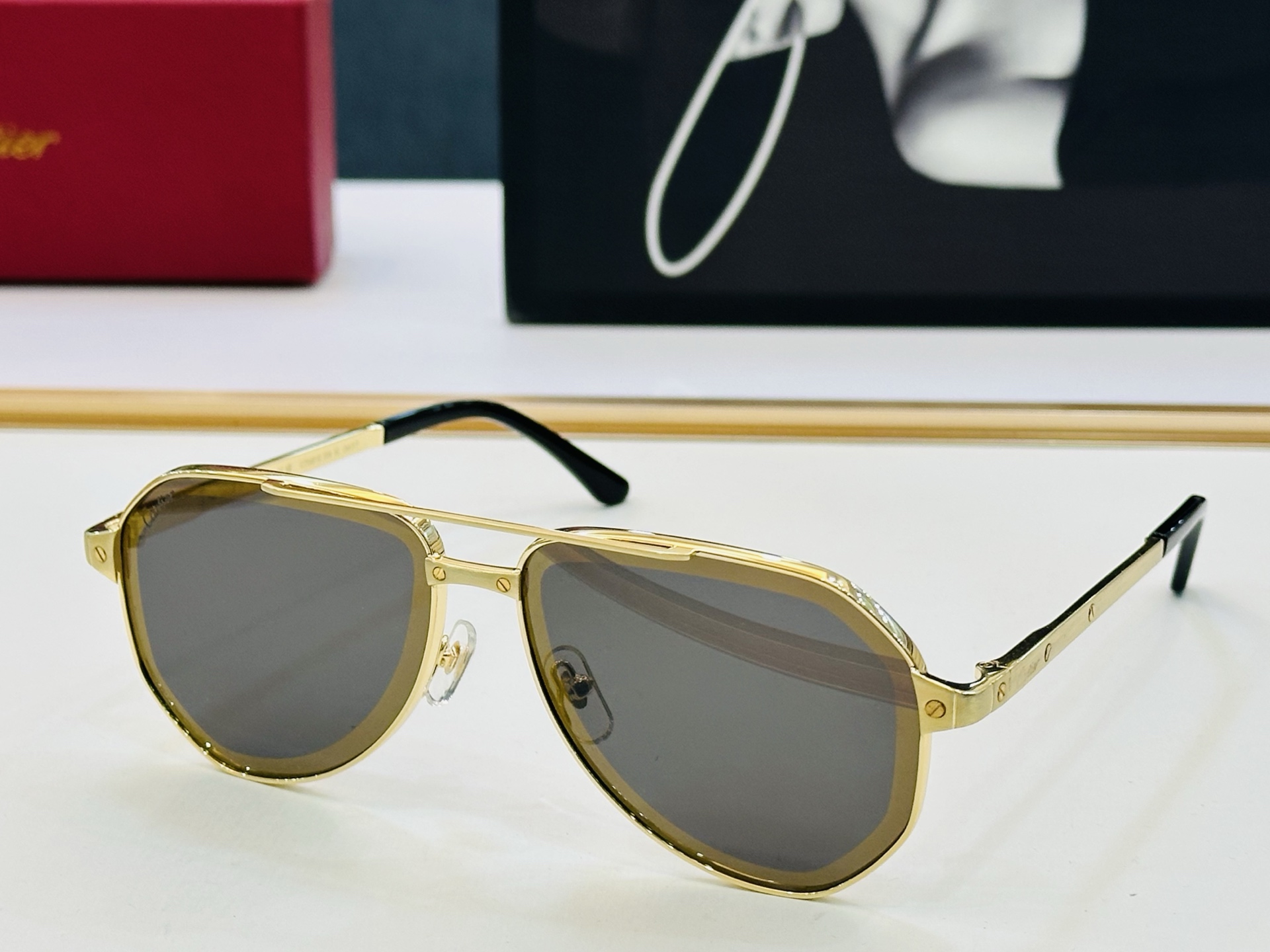 Cartie* 卡家 太阳镜 CT0461S Size：60口14-140 电镀工艺精湛气质十足！CC男