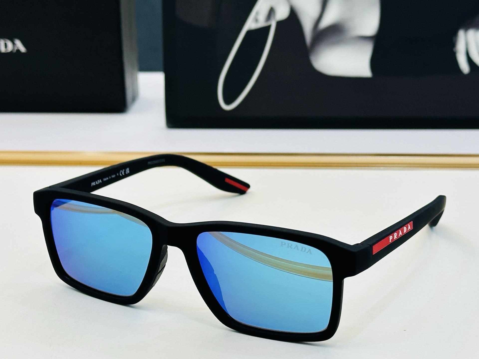 🔺PRAD*🔻普家 SPS05Y Size：58口17-145 眼镜系列堪称精湛制作 彰显独特个 W 最