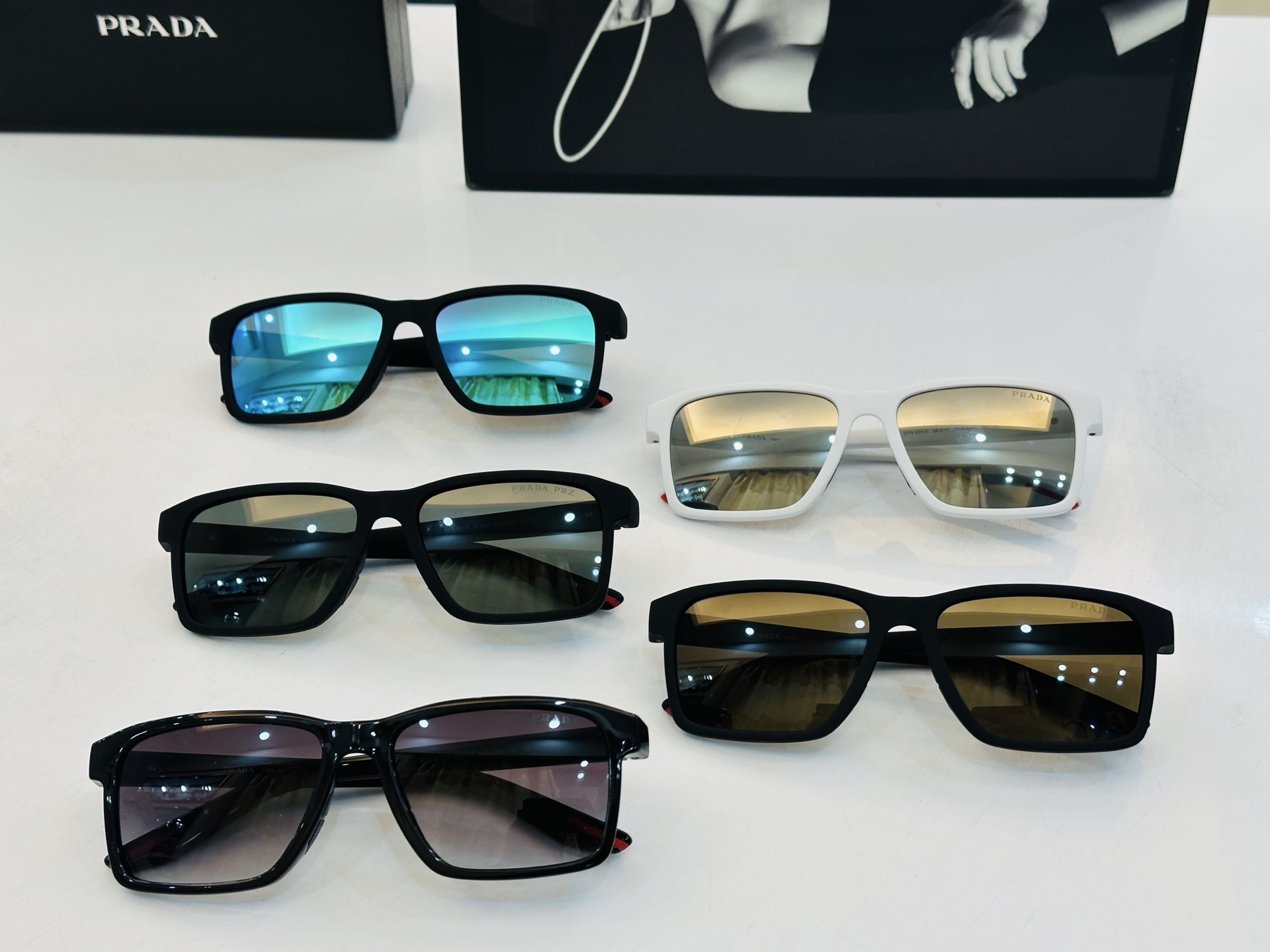 🔺PRAD*🔻普家 SPS05Y Size：58口17-145 眼镜系列堪称精湛制作 彰显独特个 W 最