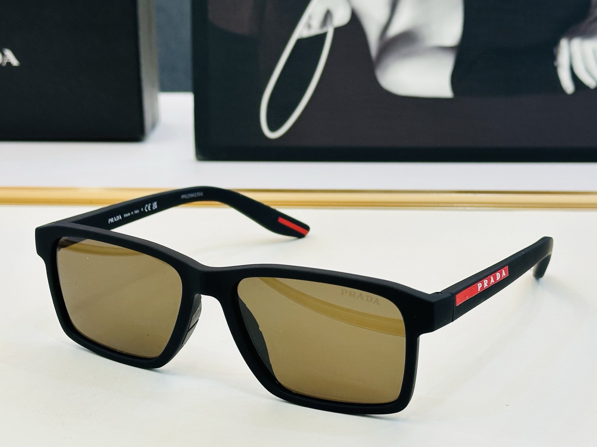 🔺PRAD*🔻普家 SPS05Y Size：58口17-145 眼镜系列堪称精湛制作 彰显独特个 W 最