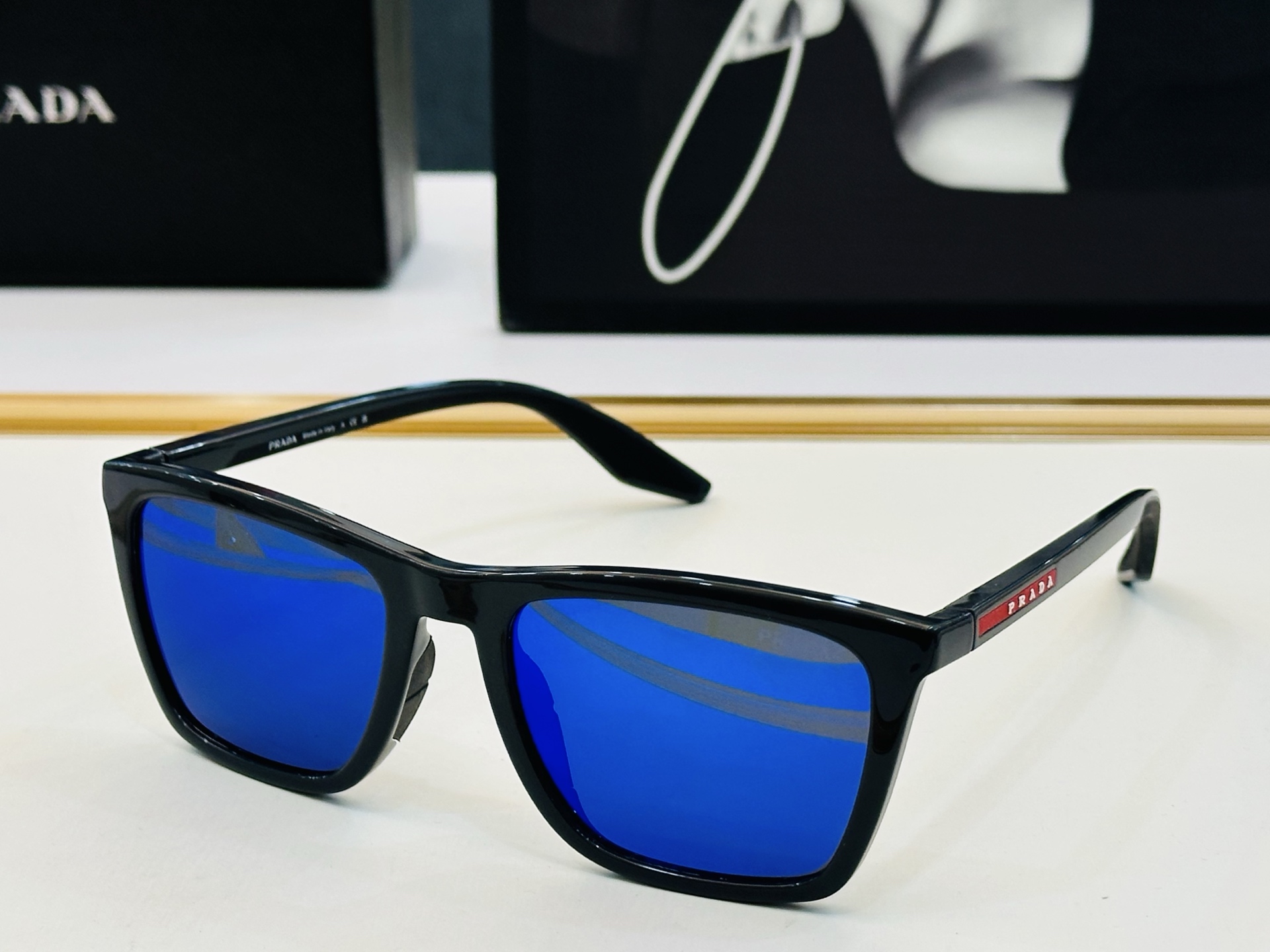 🔺PRAD*🔻普家 SPS08S Size：56口19-145 眼镜系列堪称精湛制作 彰显独特个 W 最