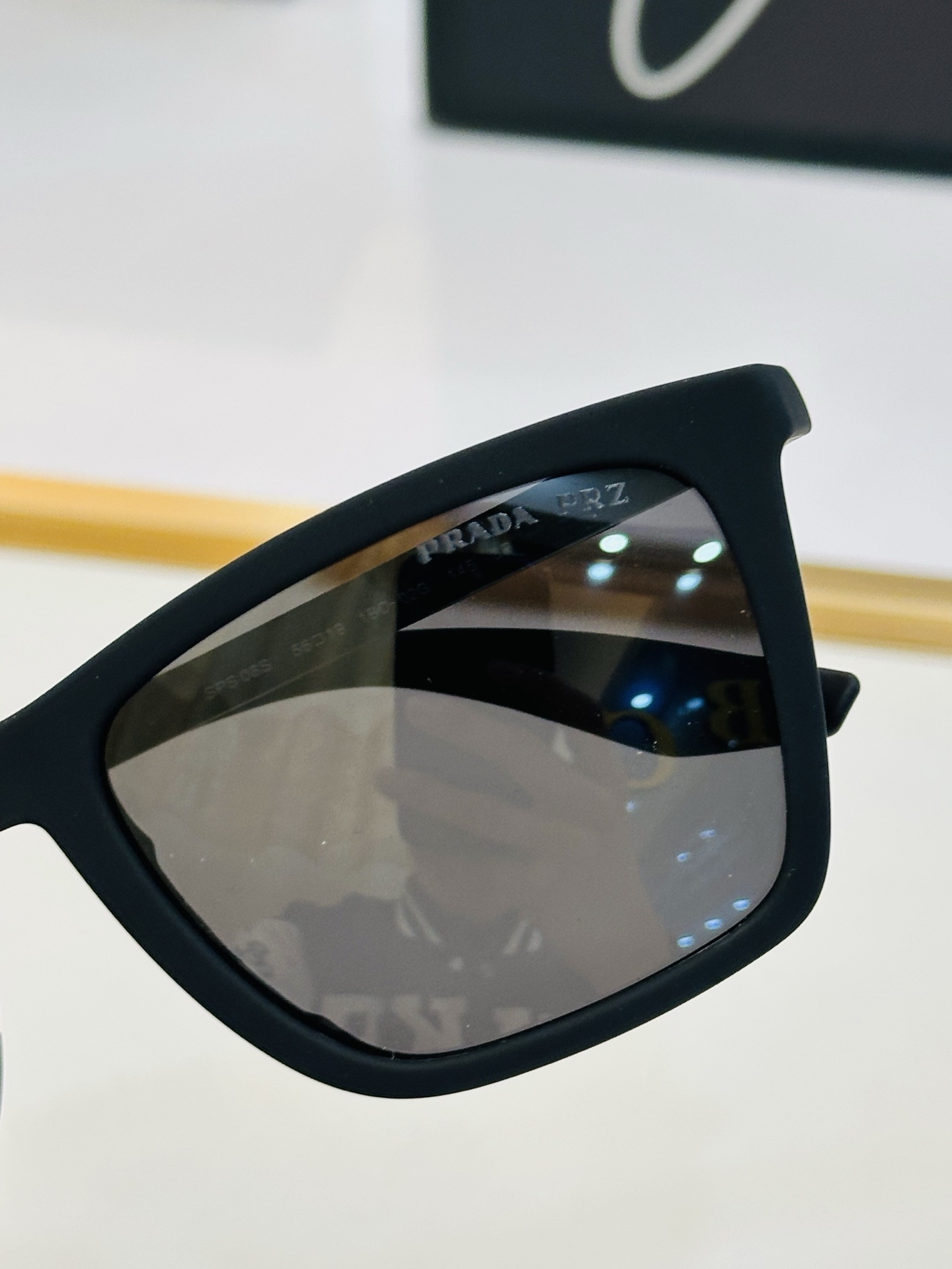 🔺PRAD*🔻普家 SPS08S Size：56口19-145 眼镜系列堪称精湛制作 彰显独特个 W 最