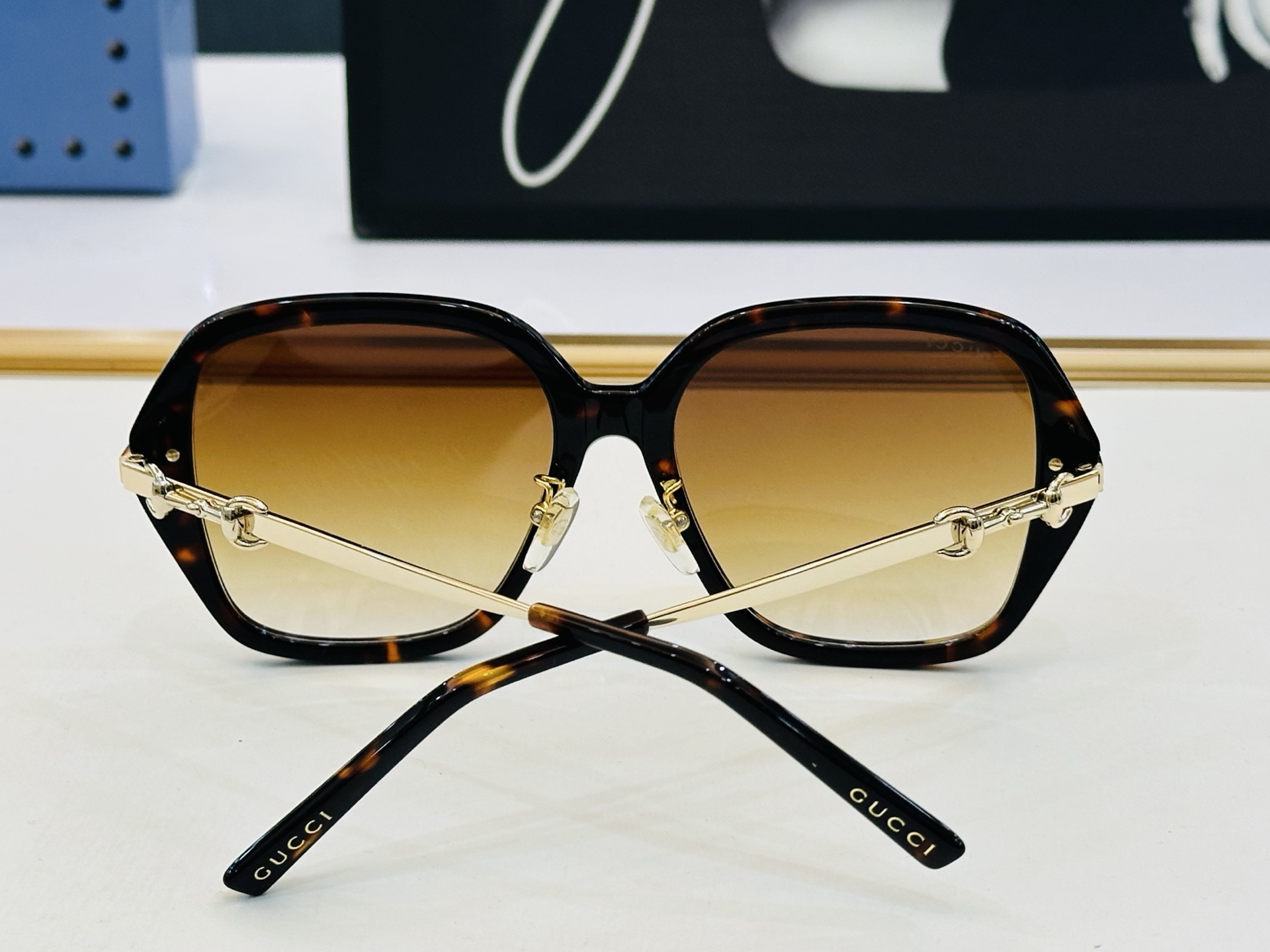 GUCC* 古家 GG2033SA 🐝🐝系列 Size：57口17-145 🍁🍁 W超绝品质 。