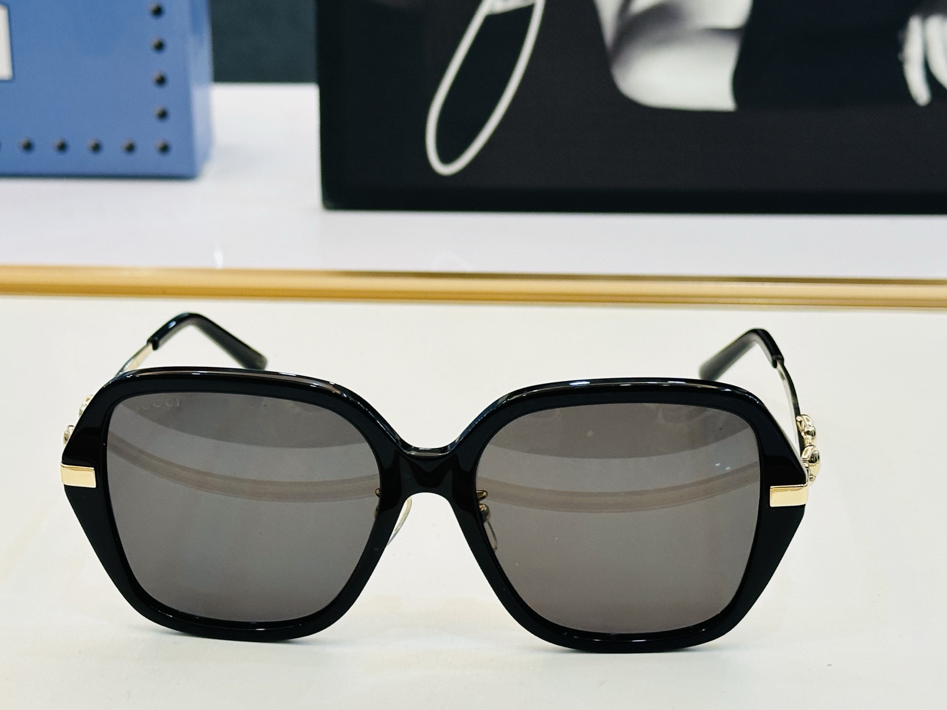 GUCC* 古家 GG2033SA 🐝🐝系列 Size：57口17-145 🍁🍁 W超绝品质 。