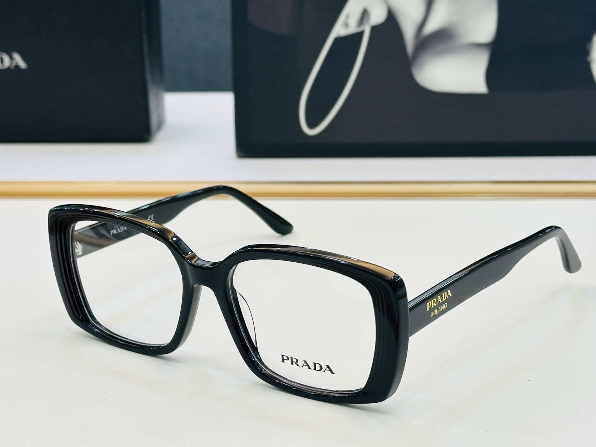 🔺PRAD*🔻普家 VPR A12V Size：54口19-145 眼镜系列堪称精湛制作 彰显独特个 Z