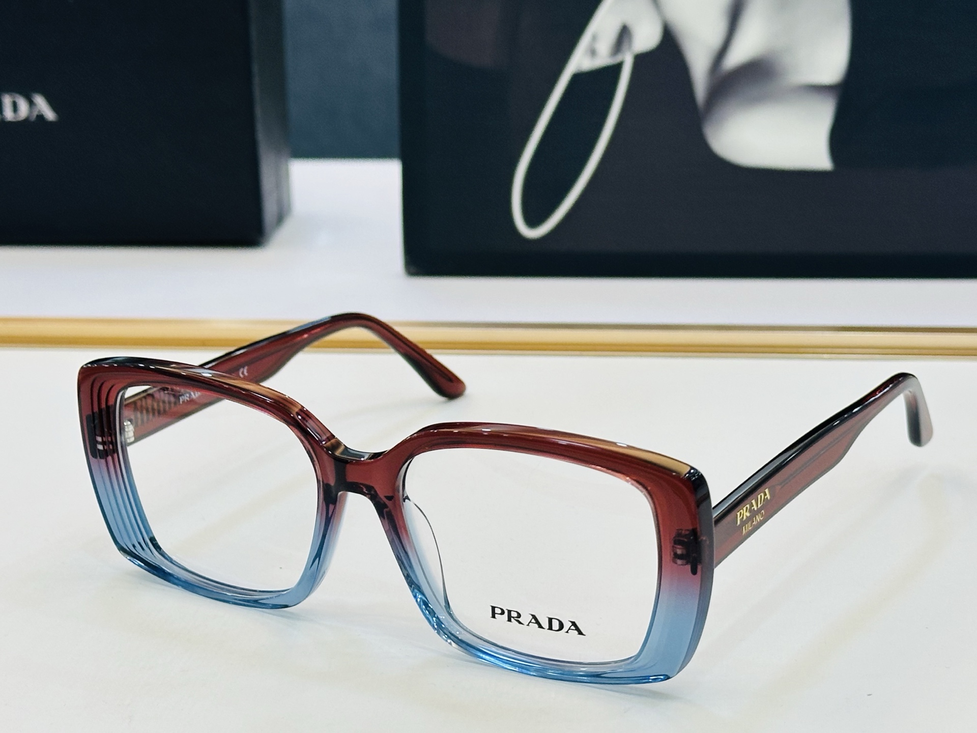 🔺PRAD*🔻普家 VPR A12V Size：54口19-145 眼镜系列堪称精湛制作 彰显独特个 Z