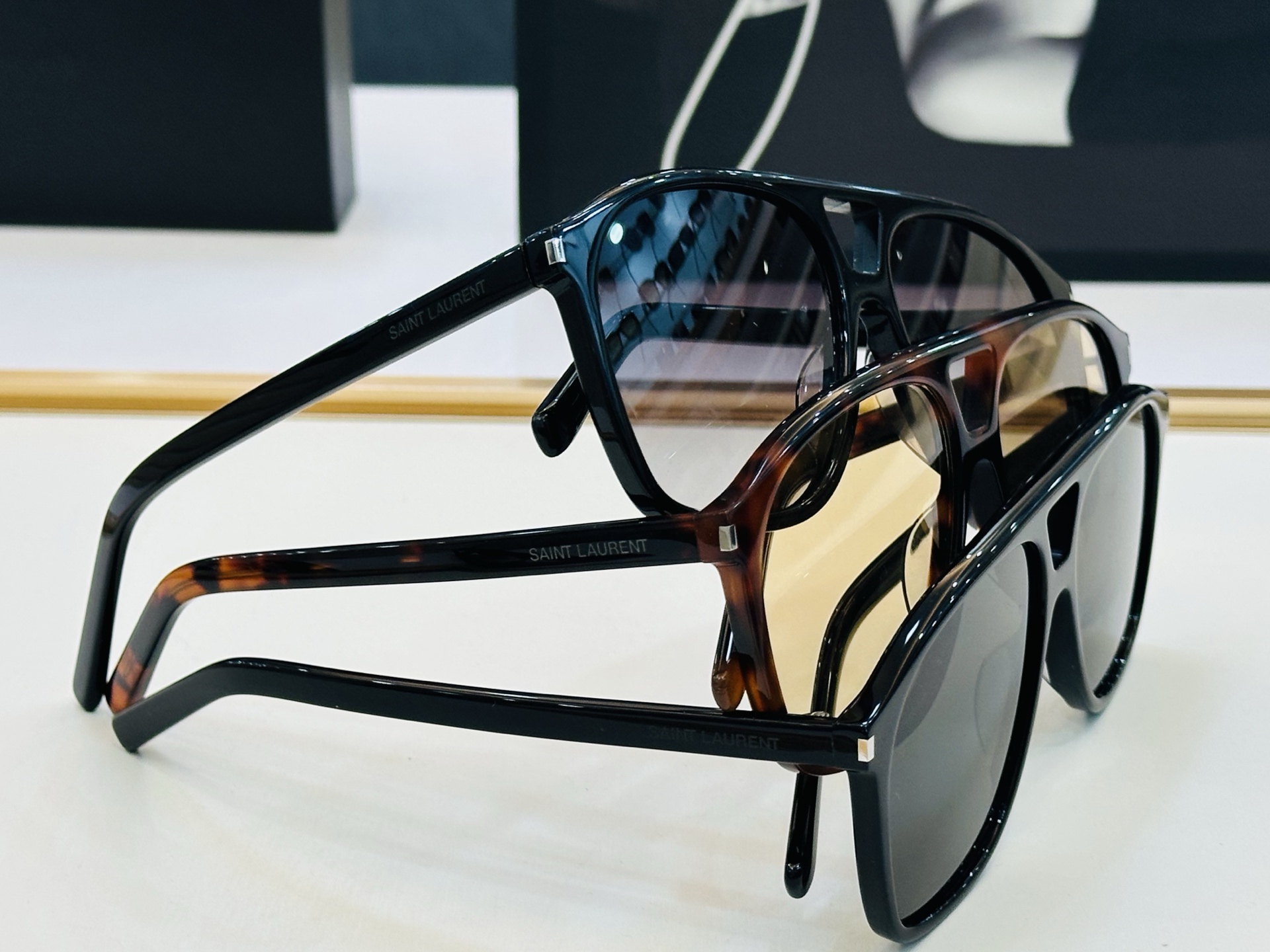 网红爆款 圣罗兰💫SL596 💫Size：58口14-145 金属款设计 B俏皮甜美质感超好