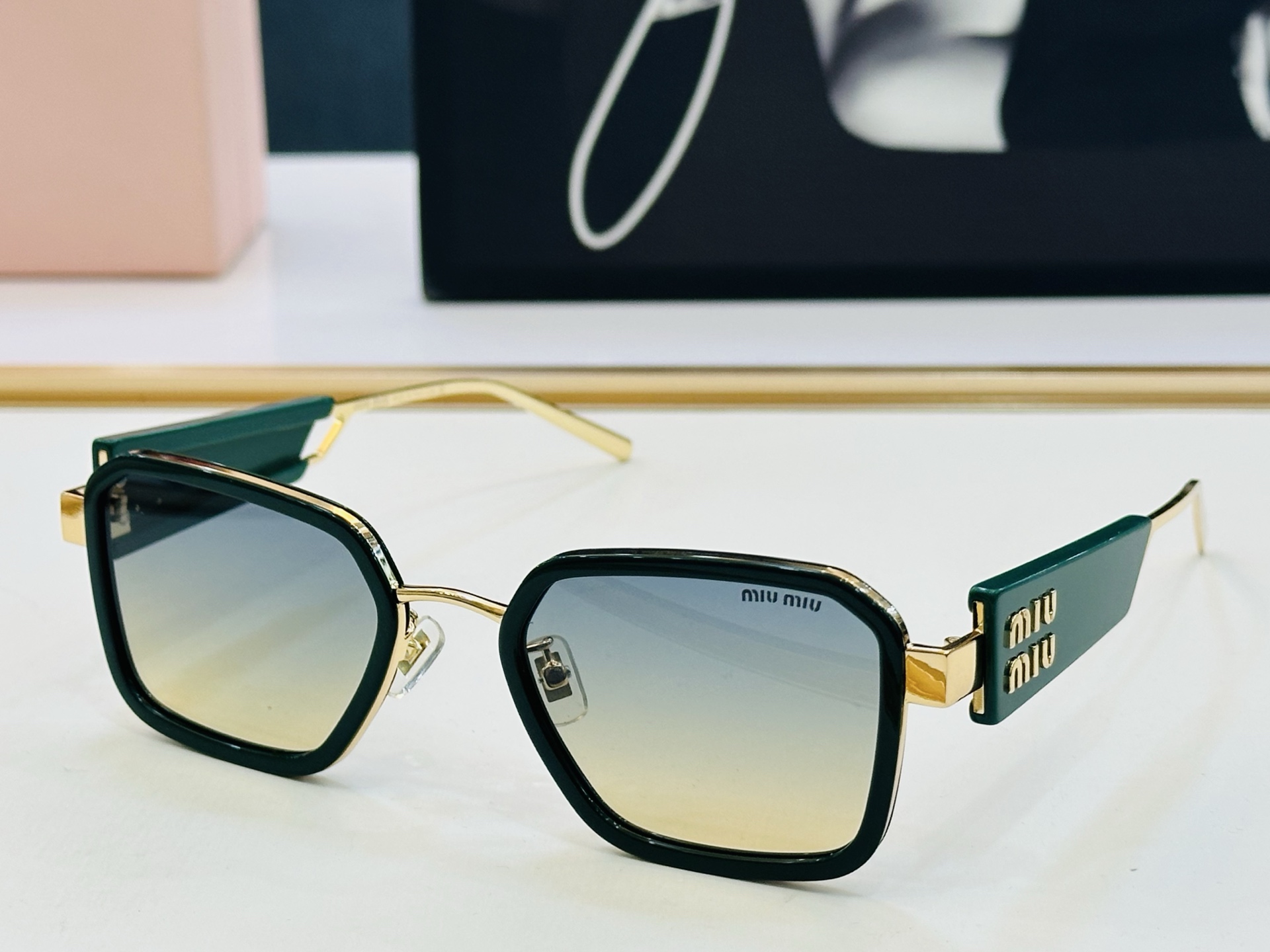 谬家 SMU64WS Size：51口22-145 女士太阳眼镜 [玫瑰][玫瑰] 高档 L时尚墨镜潮人