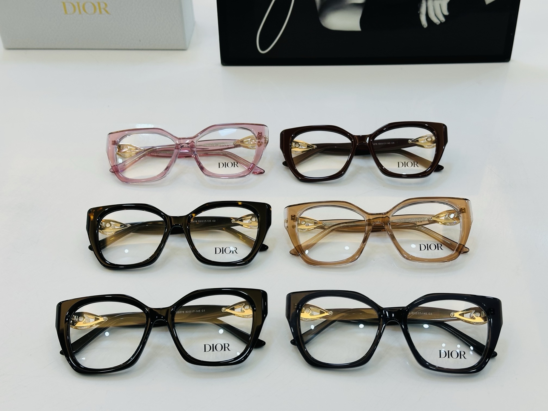 推荐 Dio* 迪家 CD5578 Size：53口17-145 时尚达人超爱💞 H时尚百搭 配光架