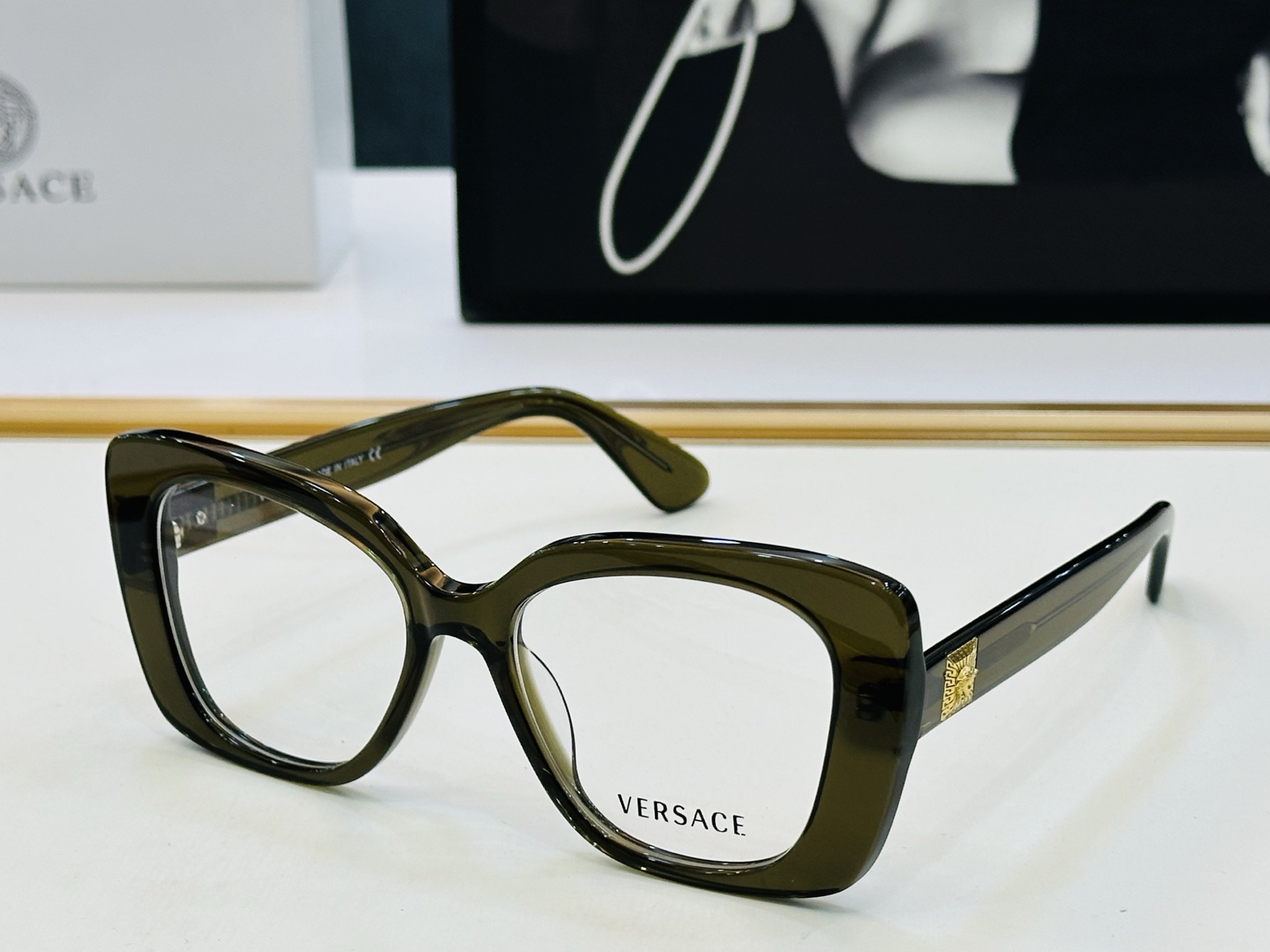 ‼️范思家 VE3379 👍 Size ：53口19-140 绝对要买😎真心美的让人心动 品质非常完美 