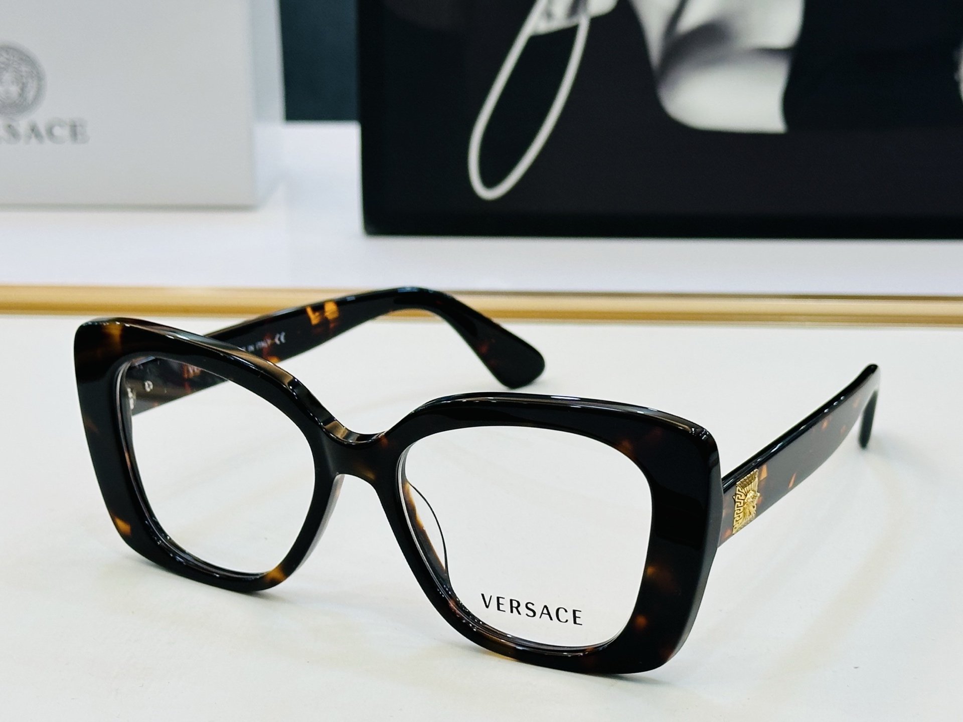 ‼️范思家 VE3379 👍 Size ：53口19-140 绝对要买😎真心美的让人心动 品质非常完美 