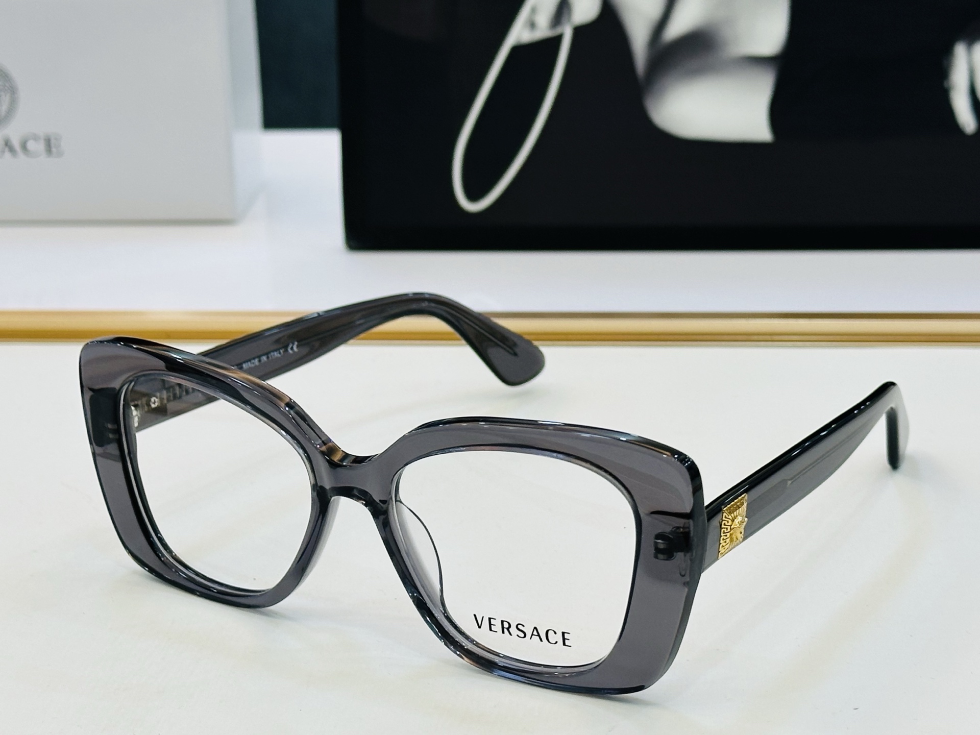 ‼️范思家 VE3379 👍 Size ：53口19-140 绝对要买😎真心美的让人心动 品质非常完美 