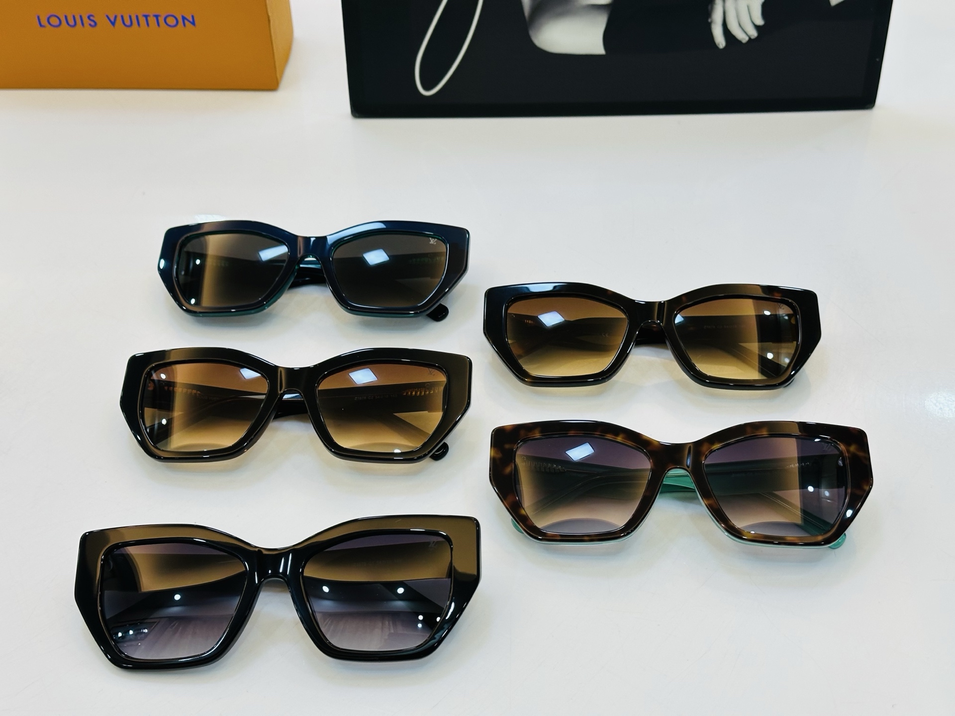 🎉🎉路易家 Z1678🔻🔻Size：54口18-145 🔰经典再现 板材框 Z配戴舒适 🆕