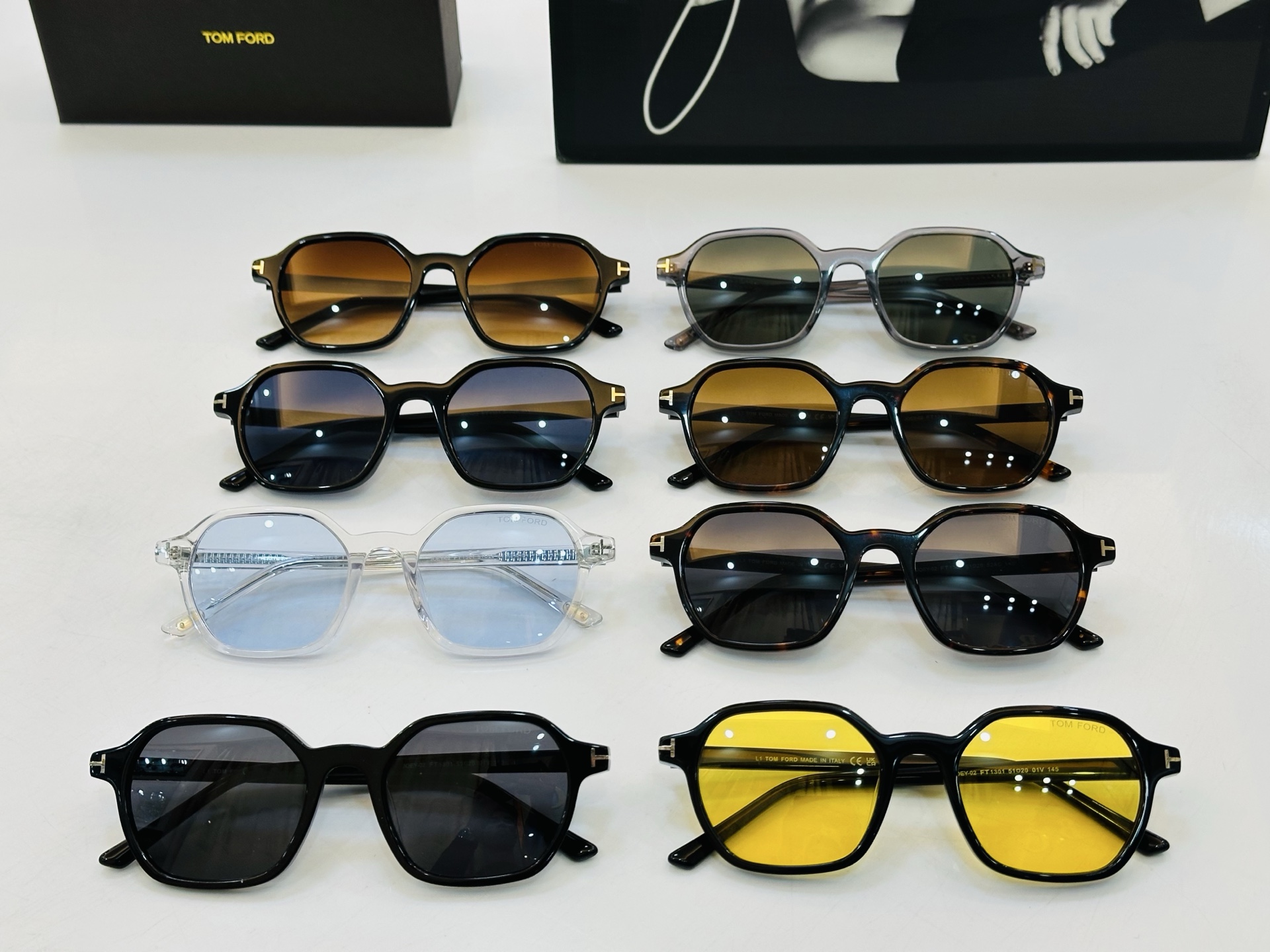 🔺TOM FOR*🔻 汤姆家 官网新款 TF1301 Size：51口20-145 经典时尚 🔝🔝C采用