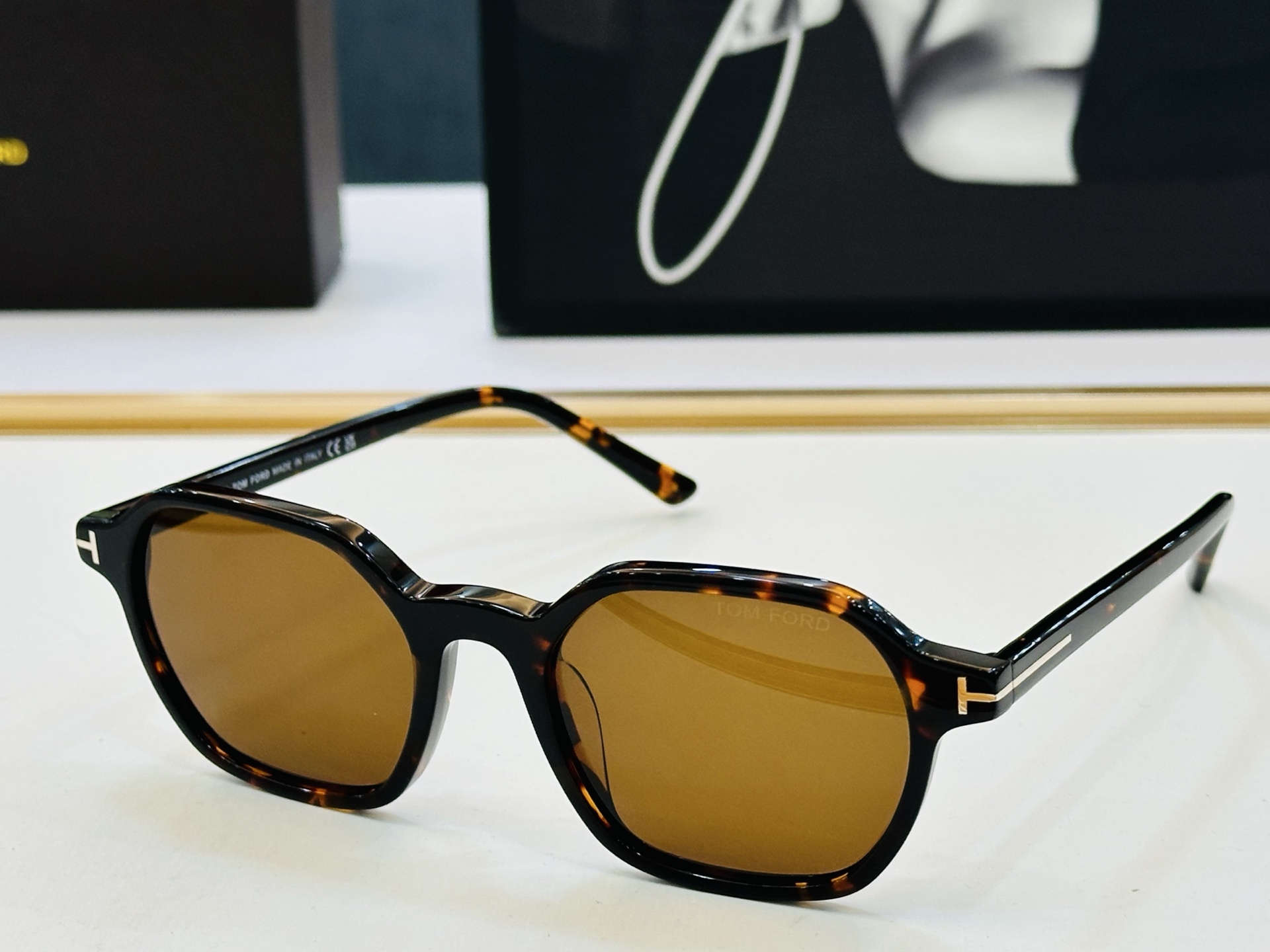 🔺TOM FOR*🔻 汤姆家 官网新款 TF1301 Size：51口20-145 经典时尚 🔝🔝C采用