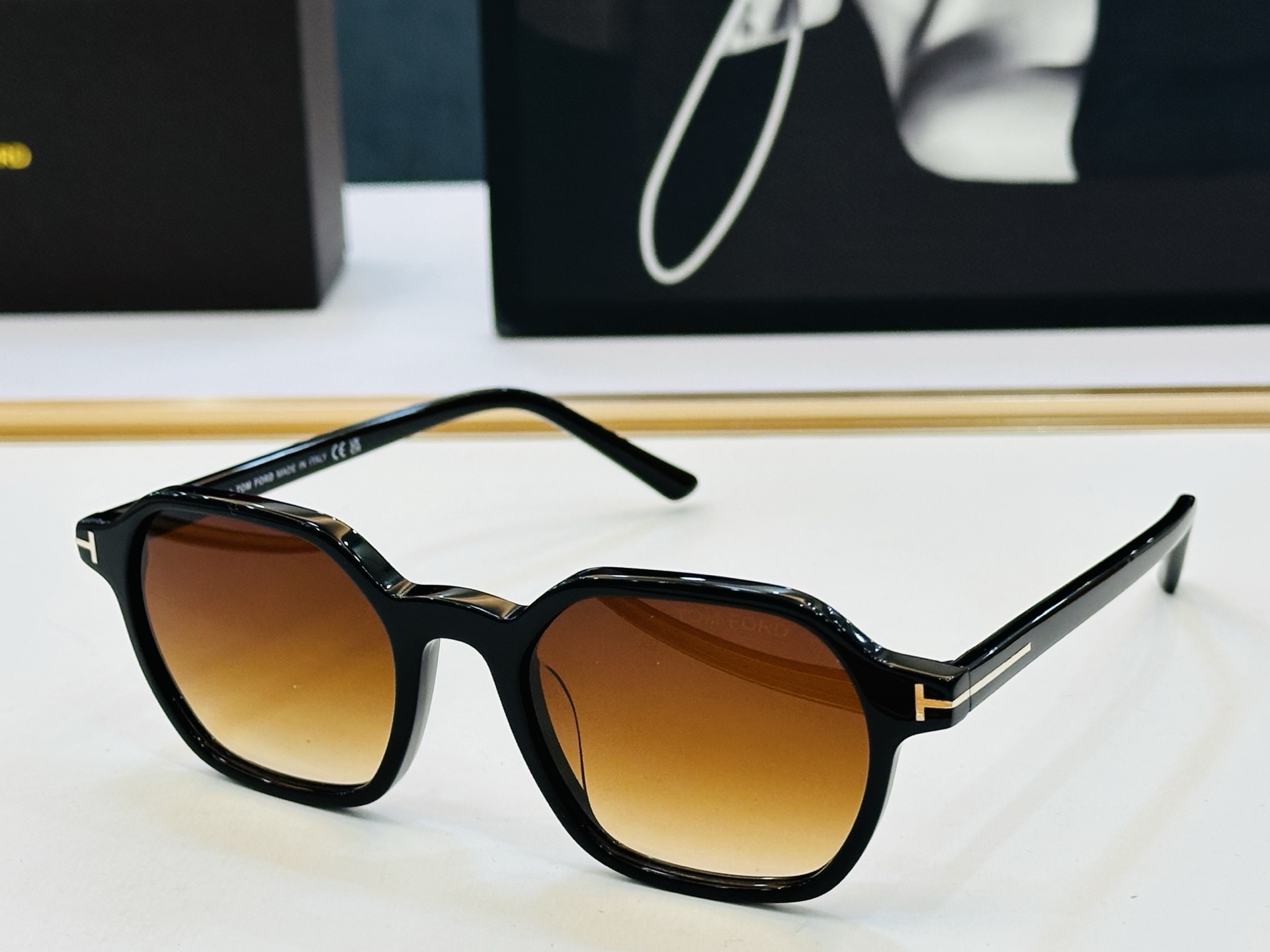 🔺TOM FOR*🔻 汤姆家 官网新款 TF1301 Size：51口20-145 经典时尚 🔝🔝C采用