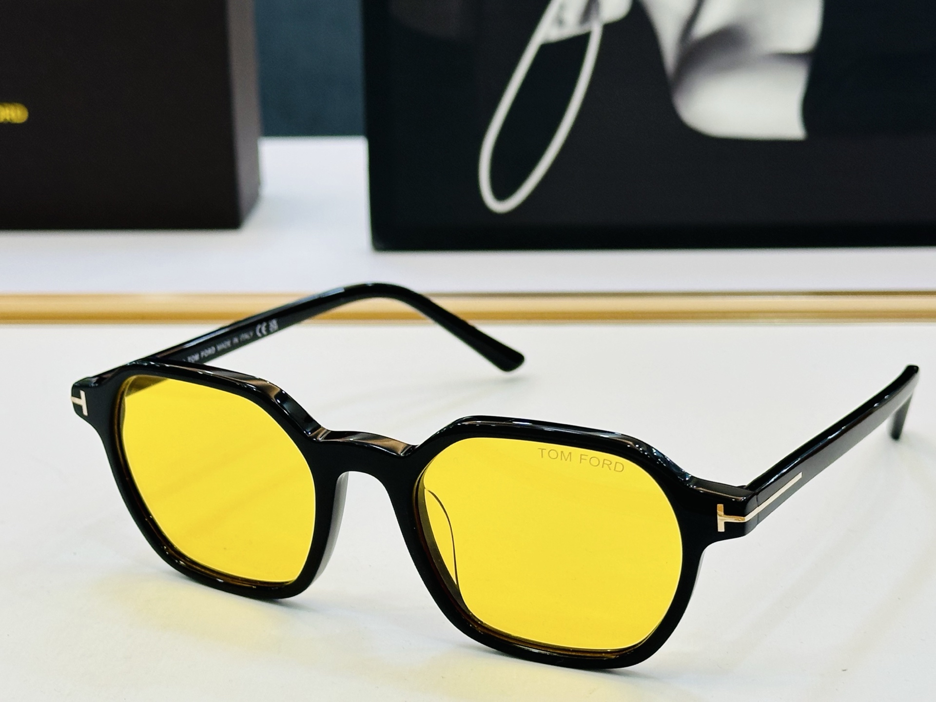 🔺TOM FOR*🔻 汤姆家 官网新款 TF1301 Size：51口20-145 经典时尚 🔝🔝C采用