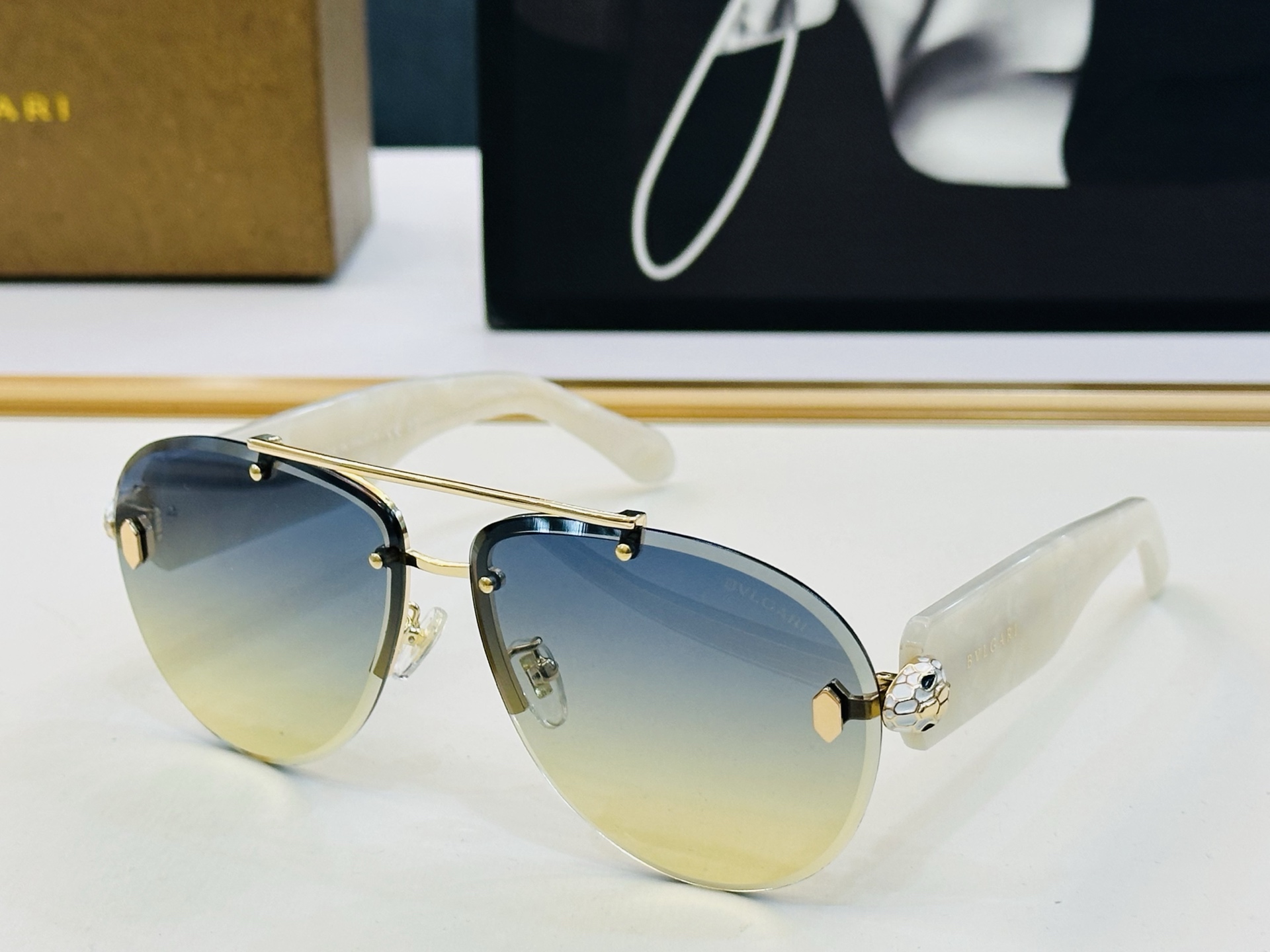 🆕款 官网同售 宝格家 BV40091U 👍 Size ：63口13-140 绝对要买😎品质非常完美 C