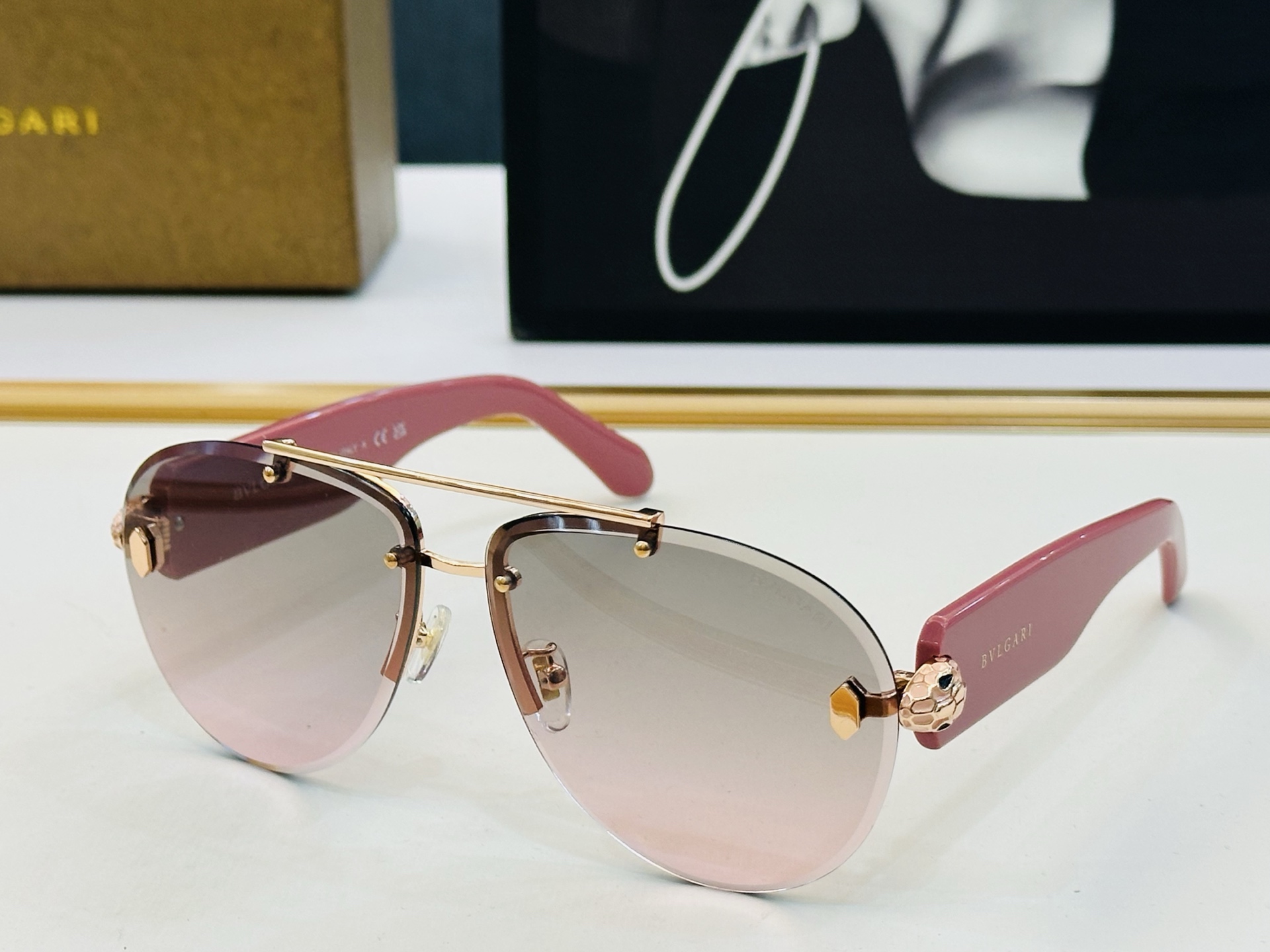 🆕款 官网同售 宝格家 BV40091U 👍 Size ：63口13-140 绝对要买😎品质非常完美 C