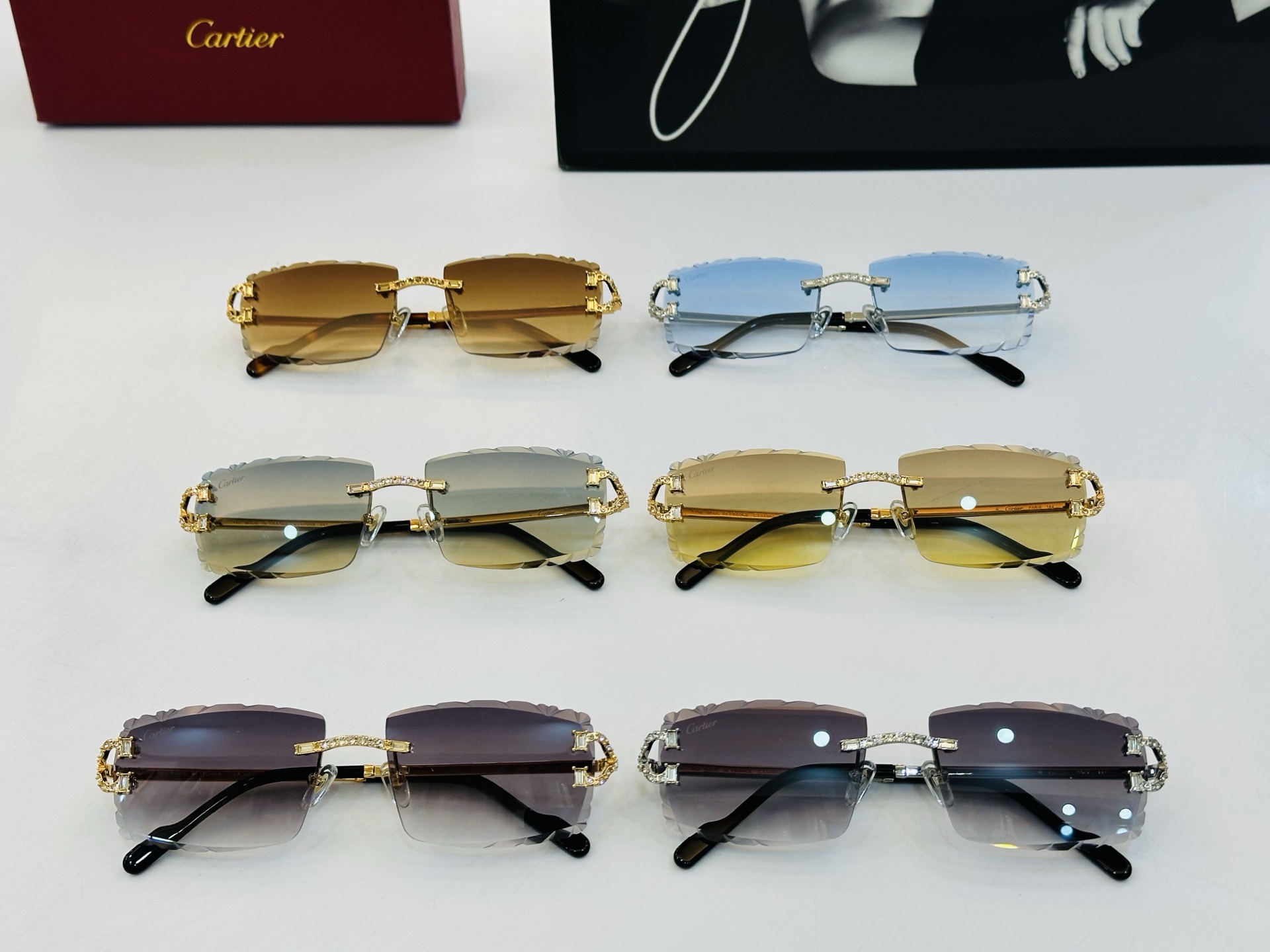 Cartie* 卡家 CT0700S 太阳镜 Size：58口17-142 工艺精湛气质十足！X男女同款