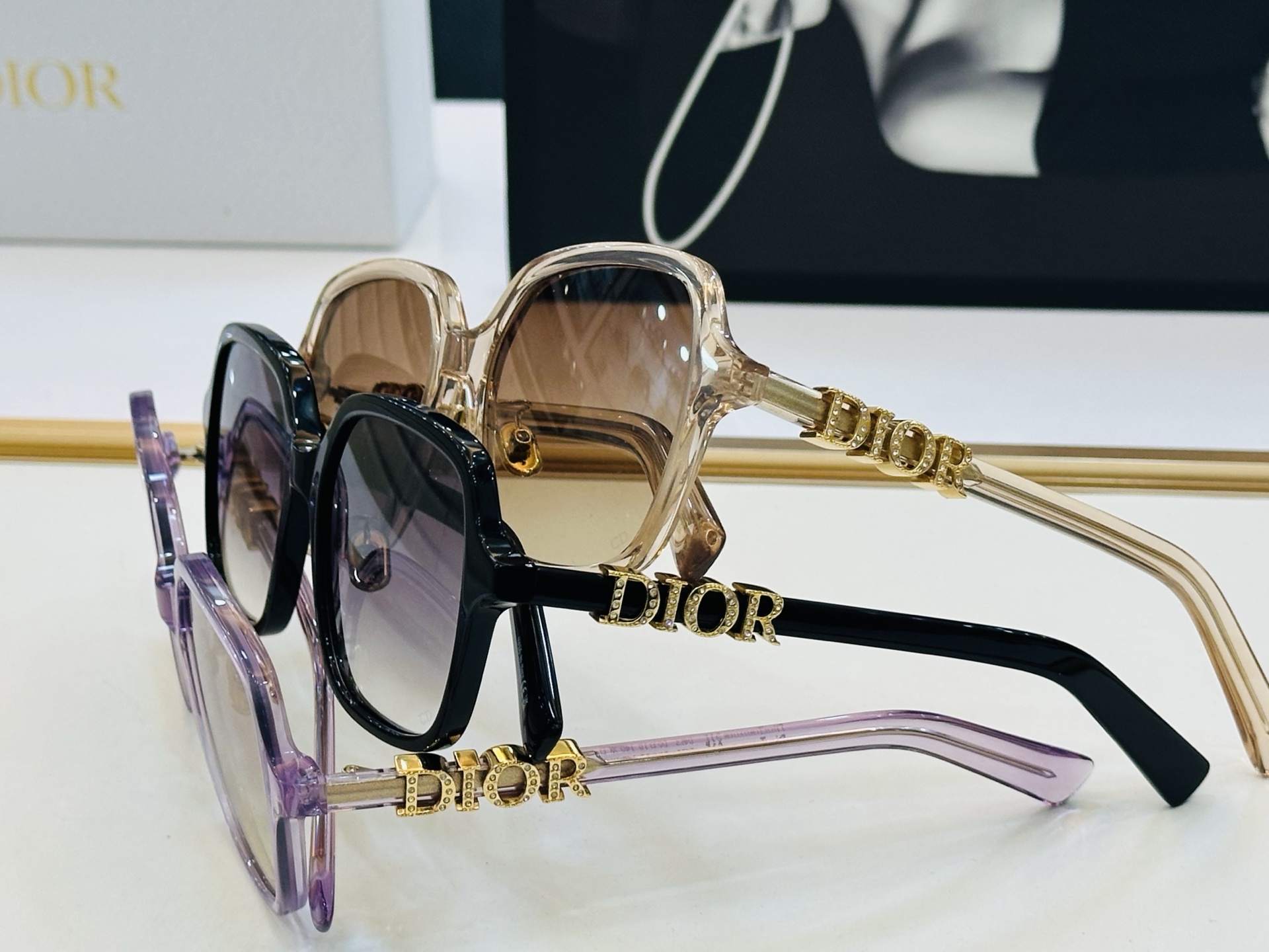 🔻🔻🔻DIO* CDICon S1F 迪家 Size：56口18-145 春夏款墨镜 😎🔆。。搭配镜腿精